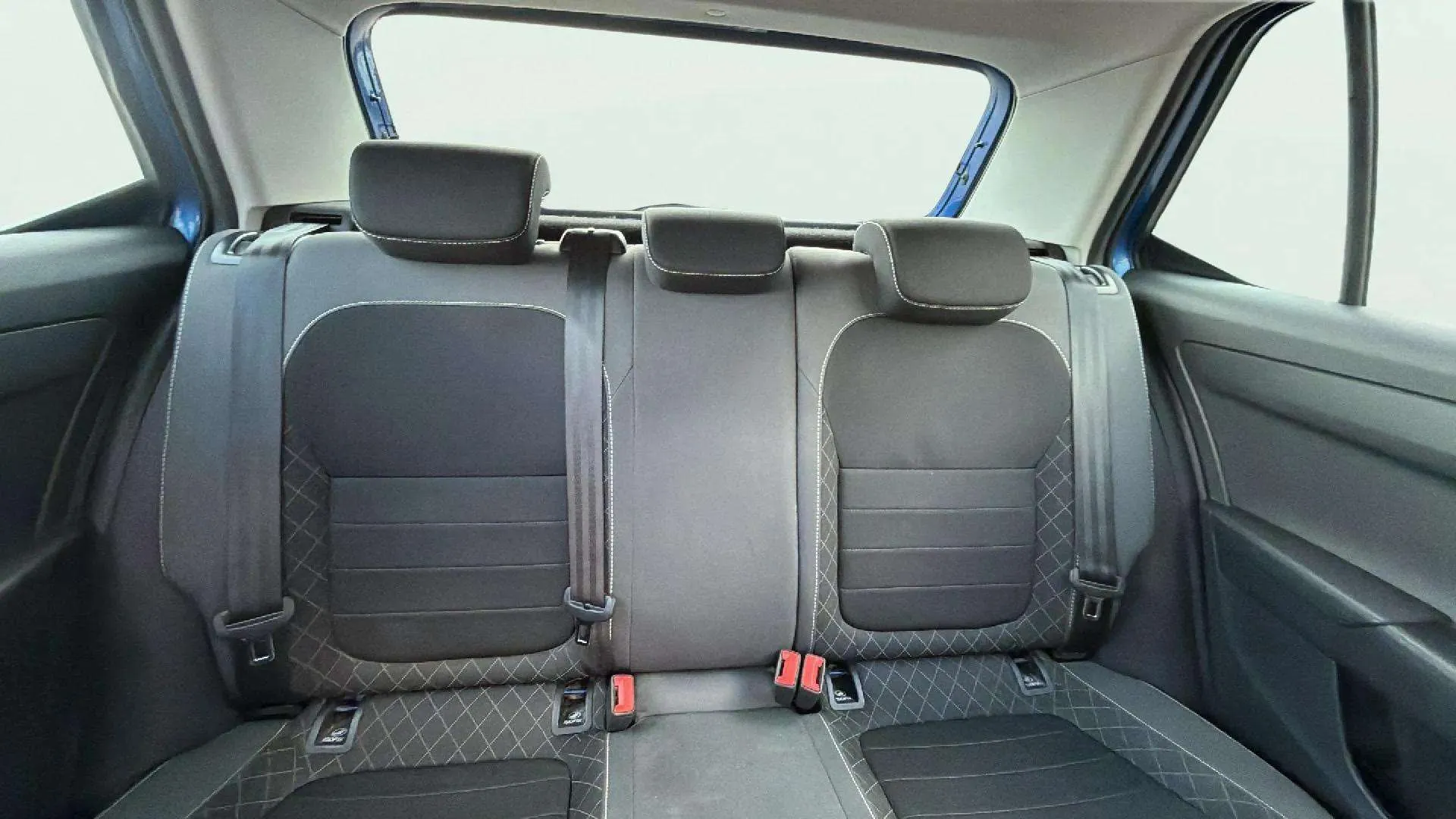 Škoda Fabia 1.0 TSI Ambition - foto 22