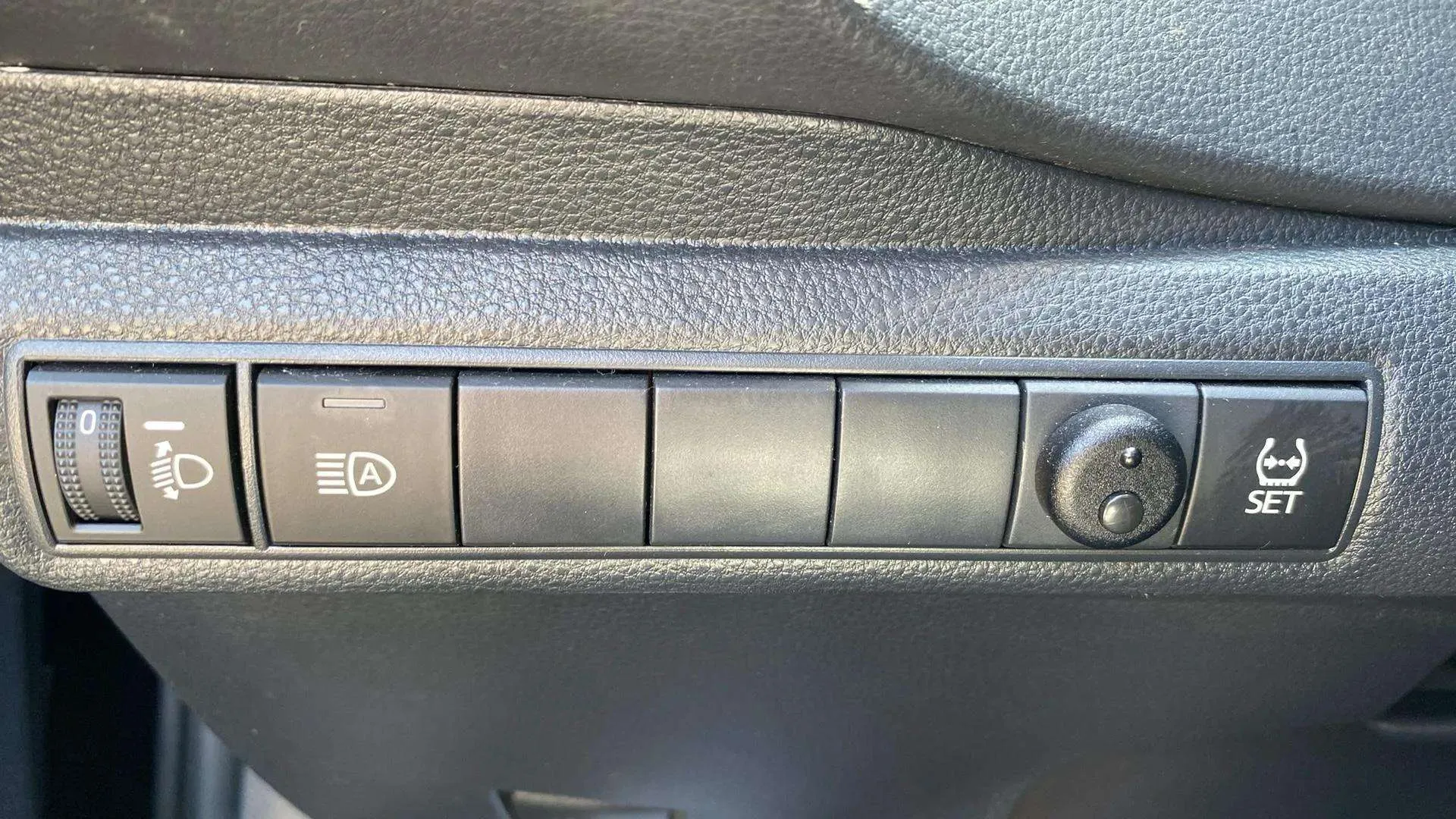 Toyota Corolla 1.6 - foto 12