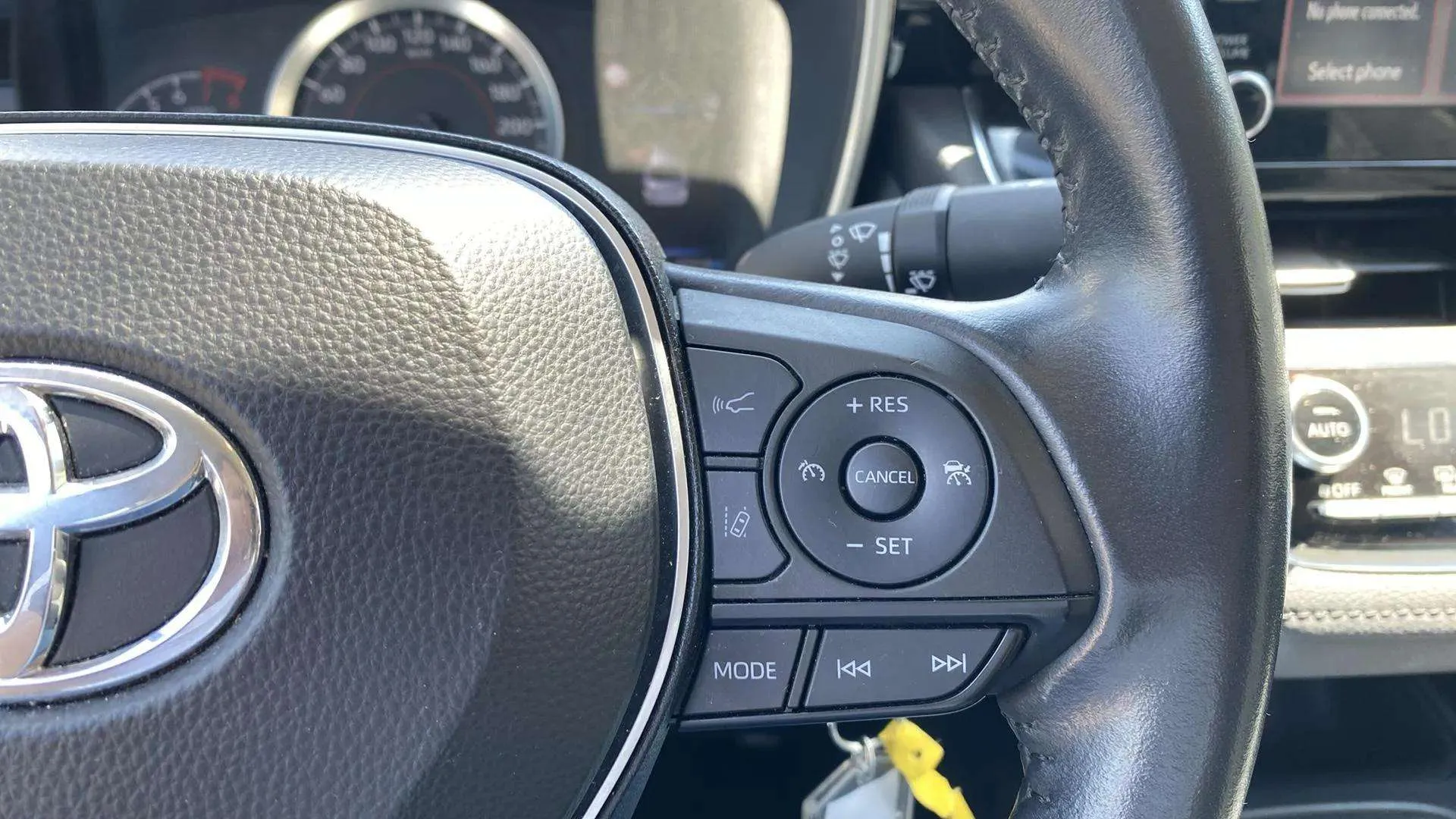 Toyota Corolla 1.6 - foto 17