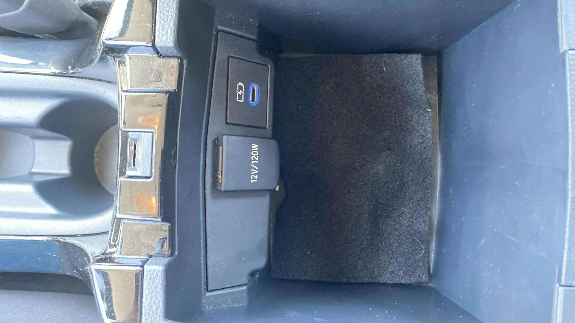 Toyota Corolla 1.6 - foto 22