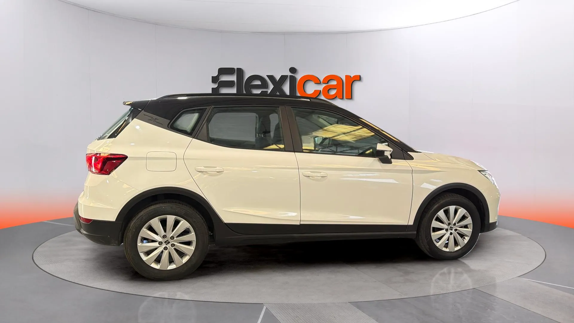 SEAT Arona 1.0 TSI DSG Style XM - foto 7