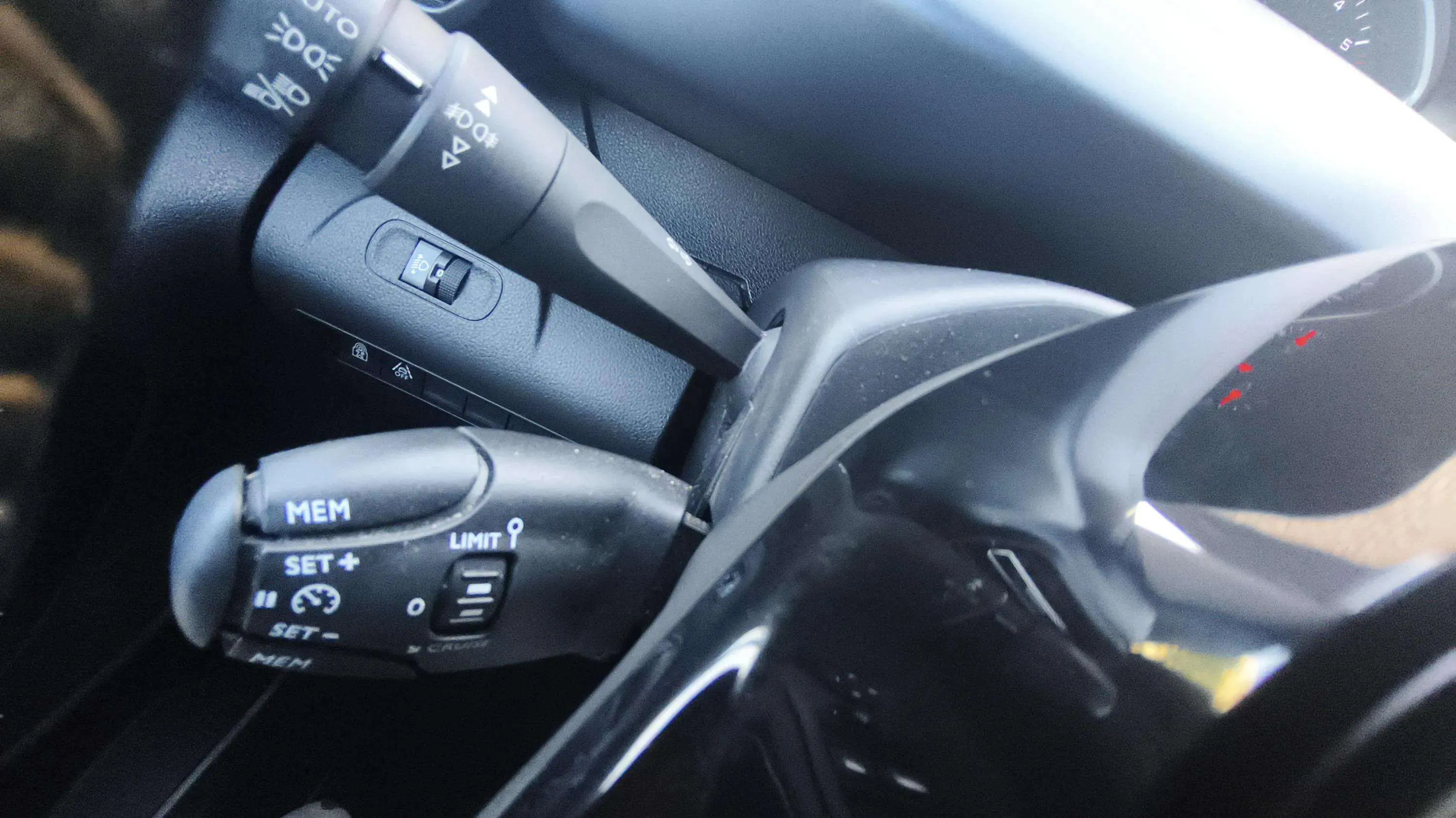 Peugeot Rifter Allure Long BlueHDi - foto 24