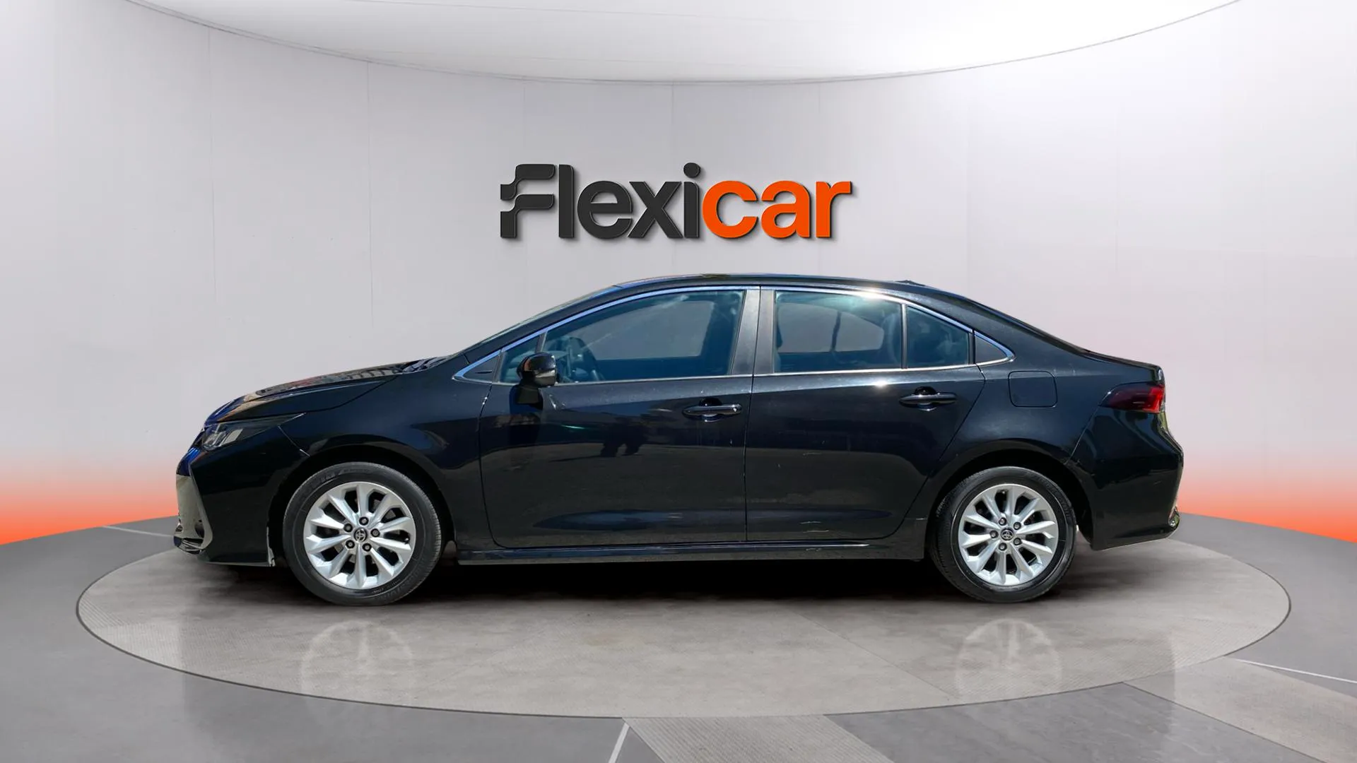 Toyota Corolla Active 125 1.6 - foto 3
