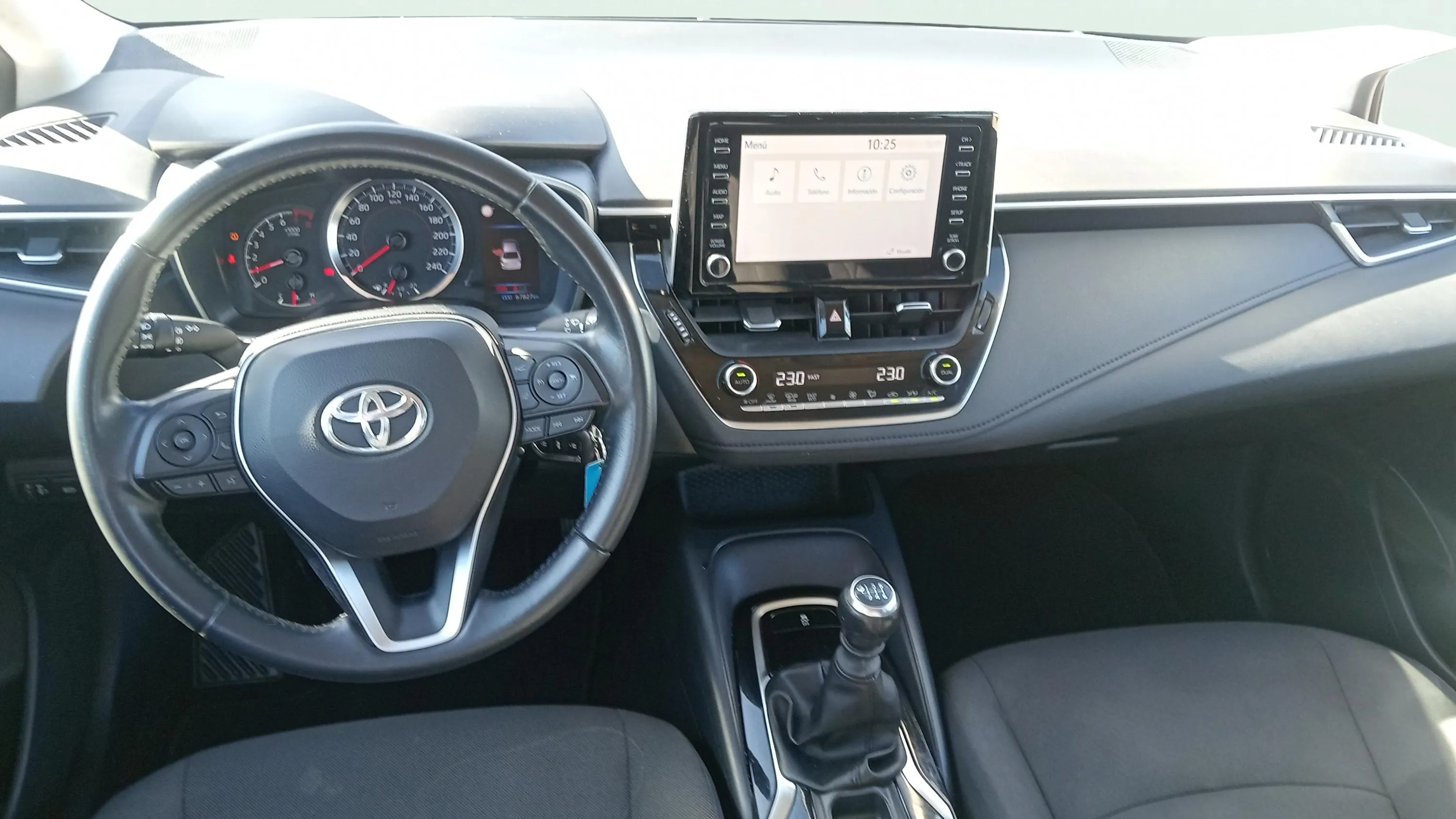 Toyota Corolla 1.5 CC - foto 15