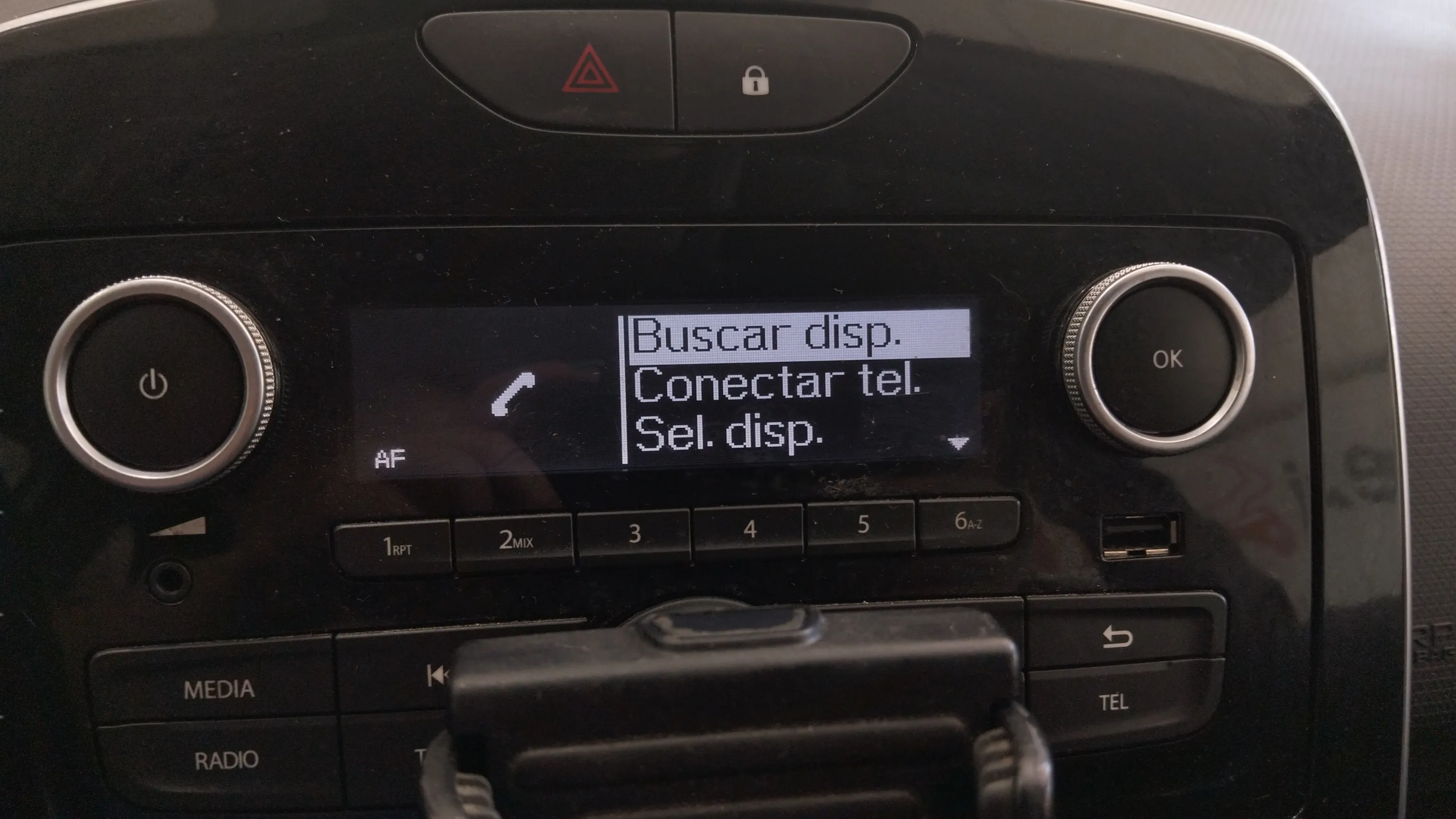 Renault Clio Business TCe -18 - foto 21
