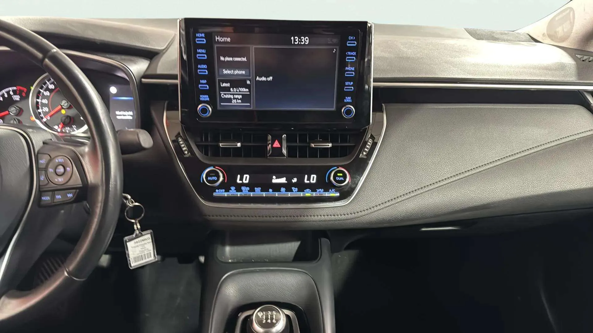 Toyota Corolla 1.6 - foto 12