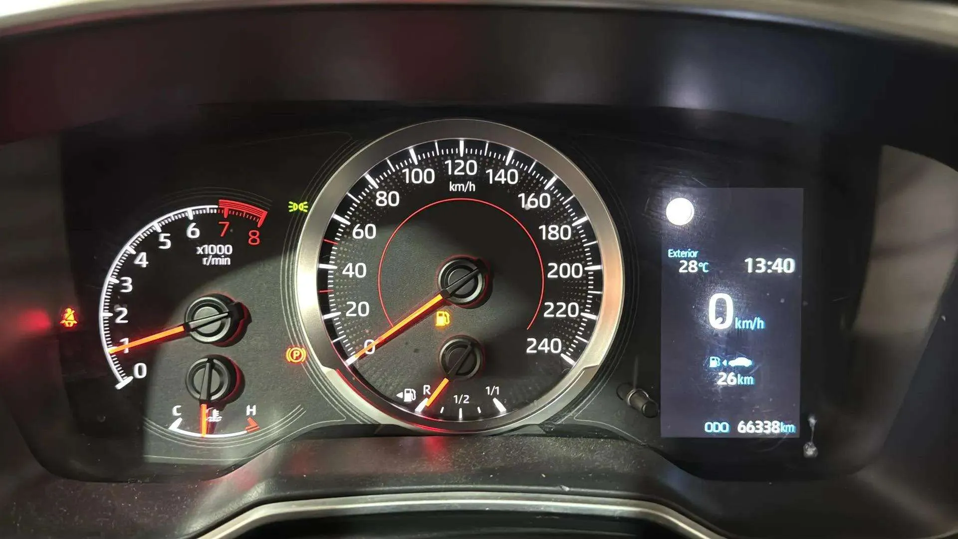 Toyota Corolla 1.6 - foto 9