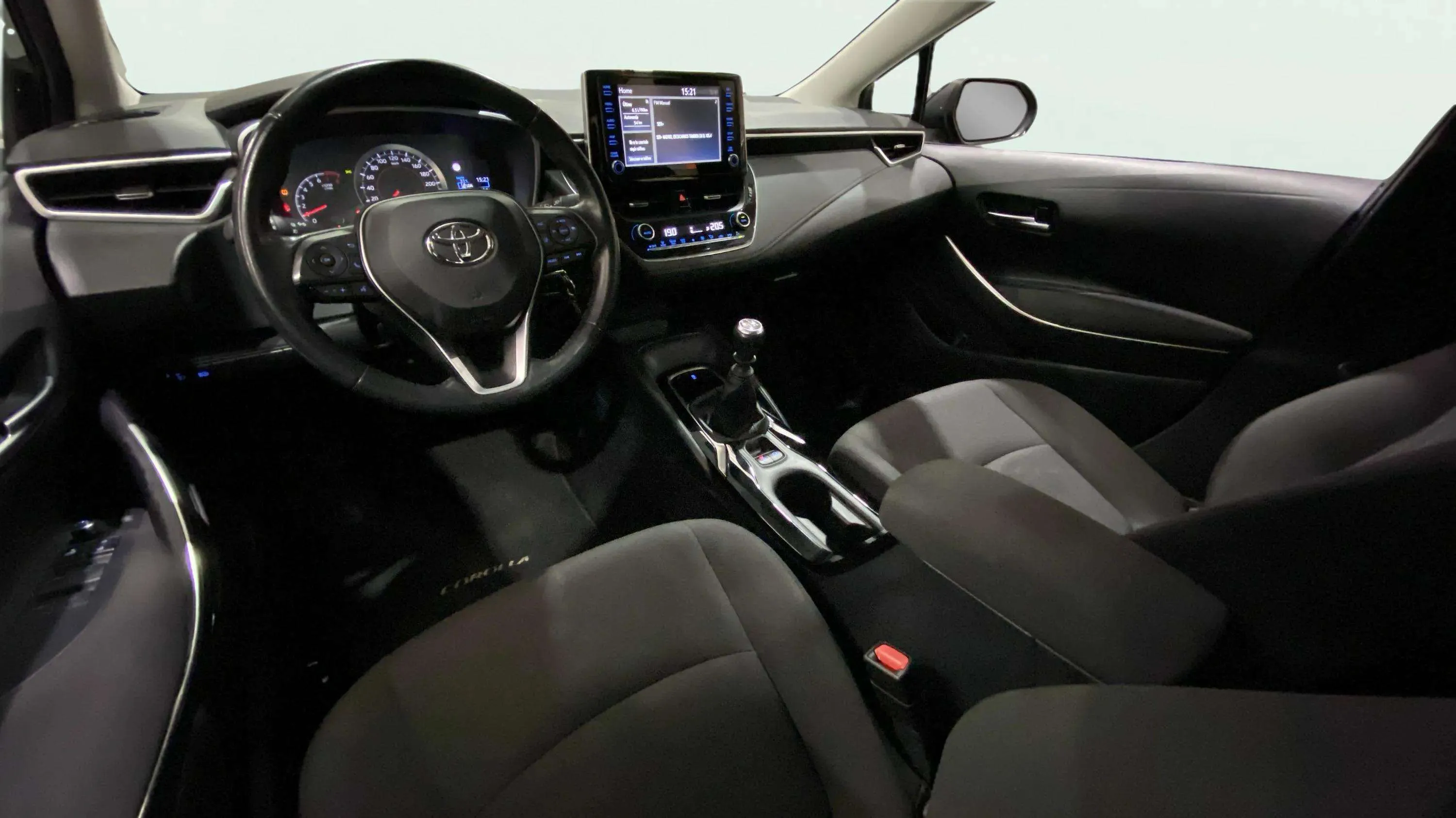 Toyota Corolla 1.5 CC - foto 31