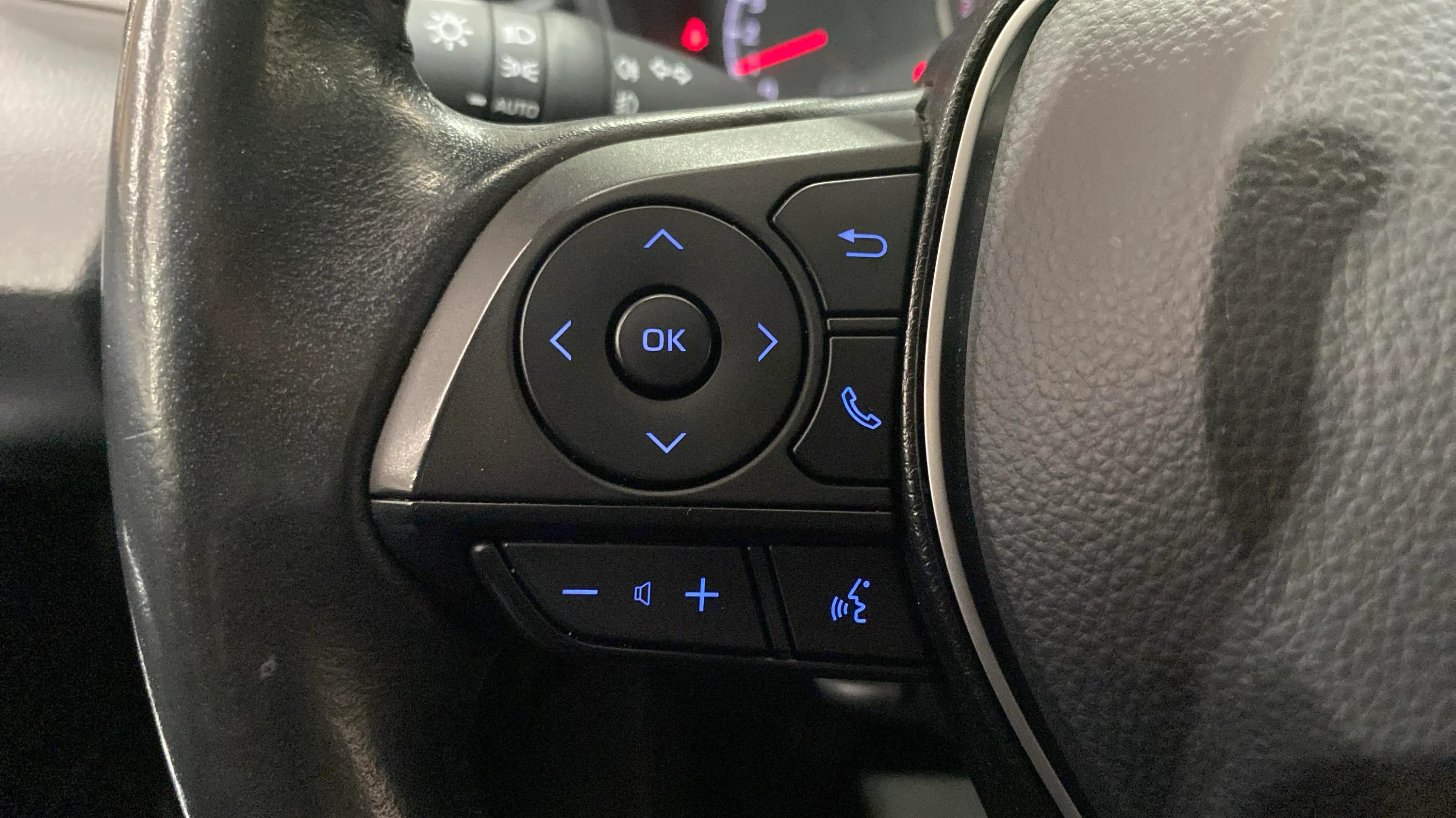 Toyota Corolla 1.5 CC - foto 18