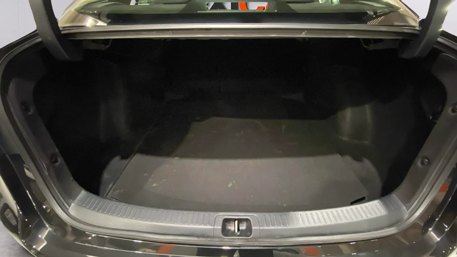 Toyota Corolla 1.5 CC - foto 9