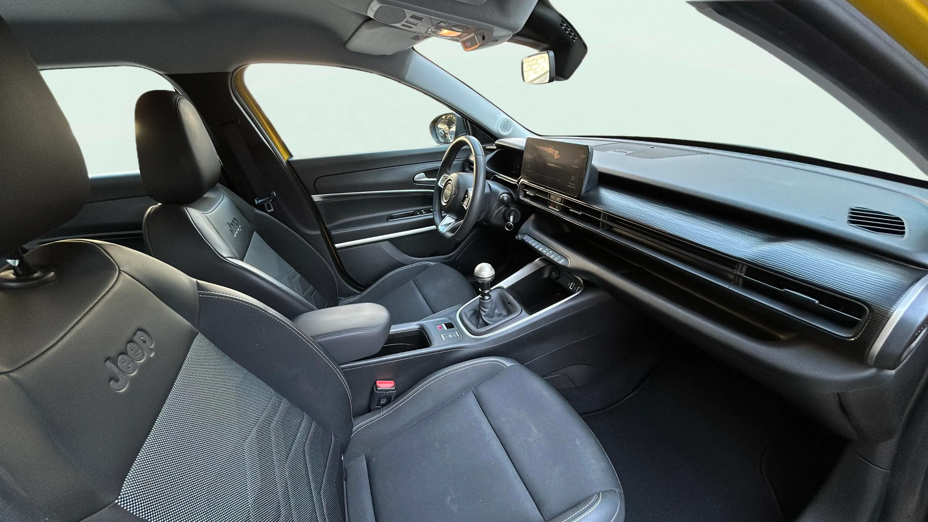 Jeep Avenger 1.2 G Altitude - foto 14