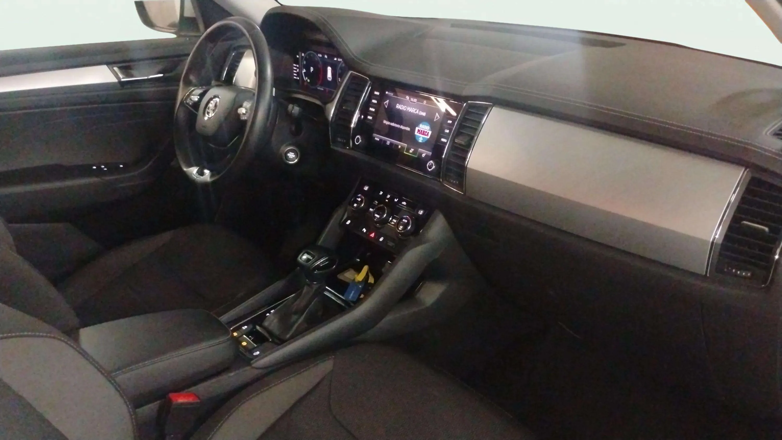 Škoda Kodiaq 1.5 TSI DSG 4x2 Ambition - foto 17