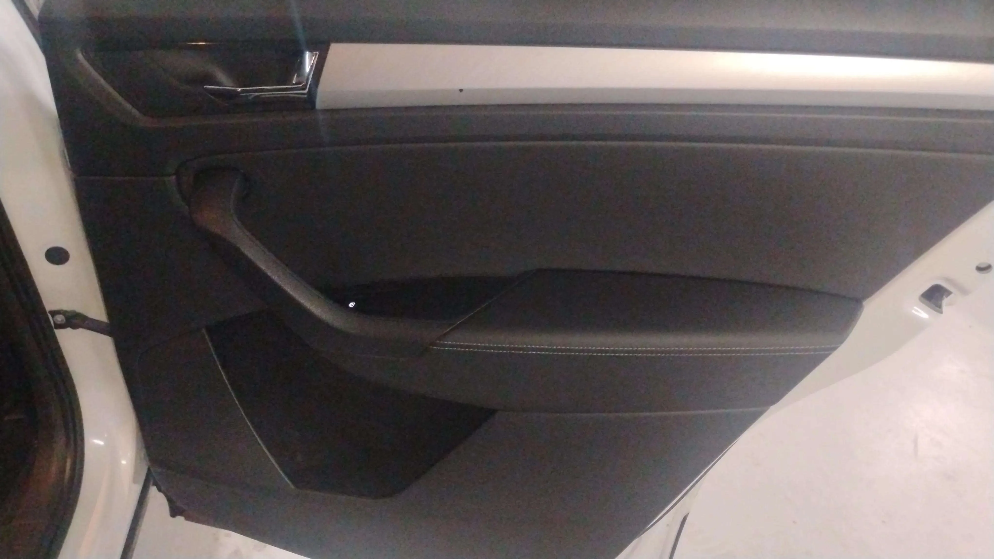 Škoda Kodiaq 1.5 TSI DSG 4x2 Ambition - foto 26