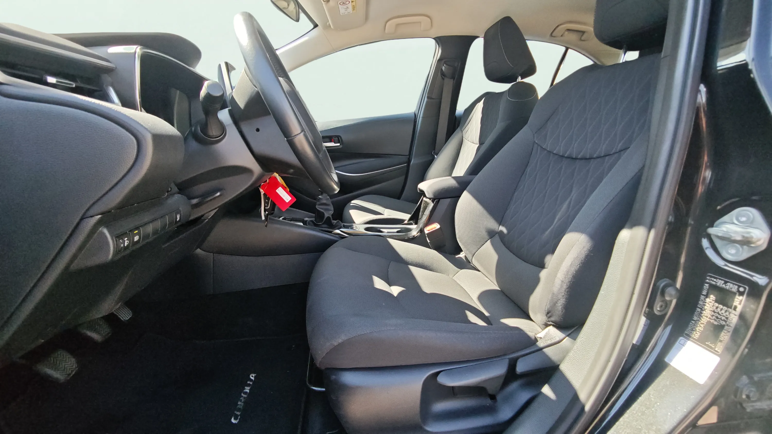 Toyota Corolla 1.6 - foto 6