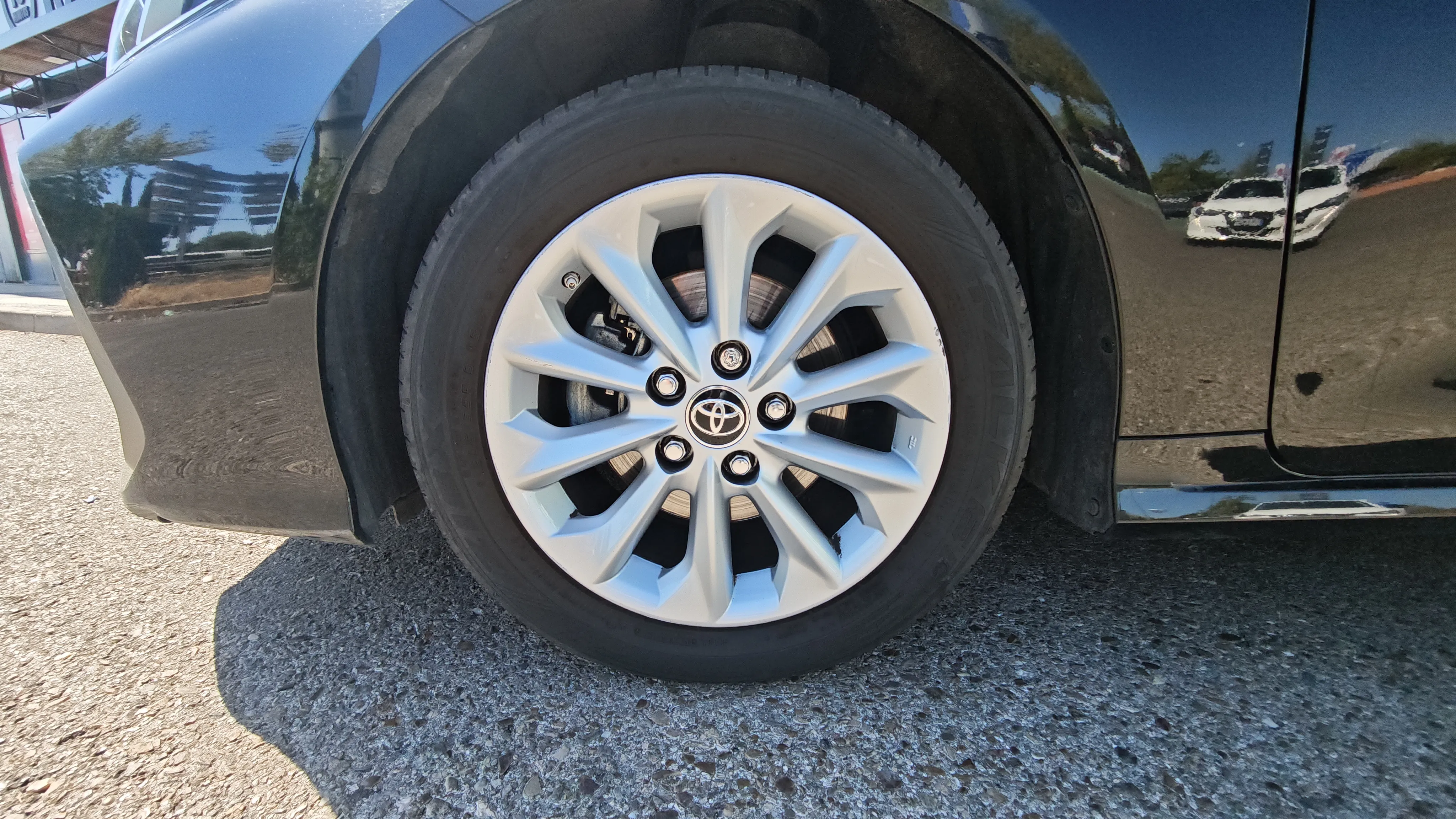 Toyota Corolla 1.6 - foto 16