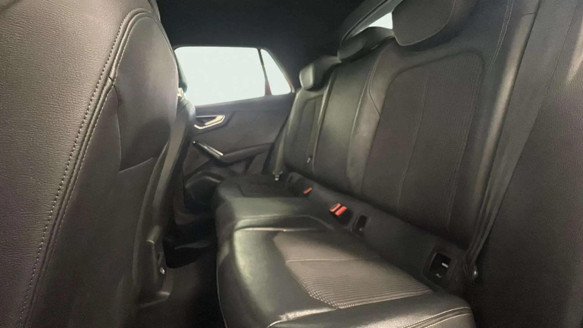 Audi Q2 Black Line 35 TFSI S tronic - foto 12