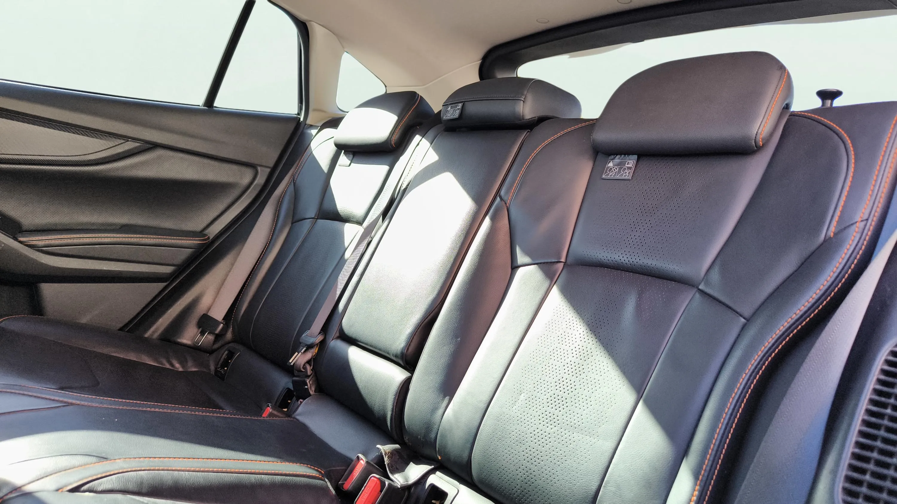 Subaru XV 2.0i Hybrid CVT Executive Plus - foto 25