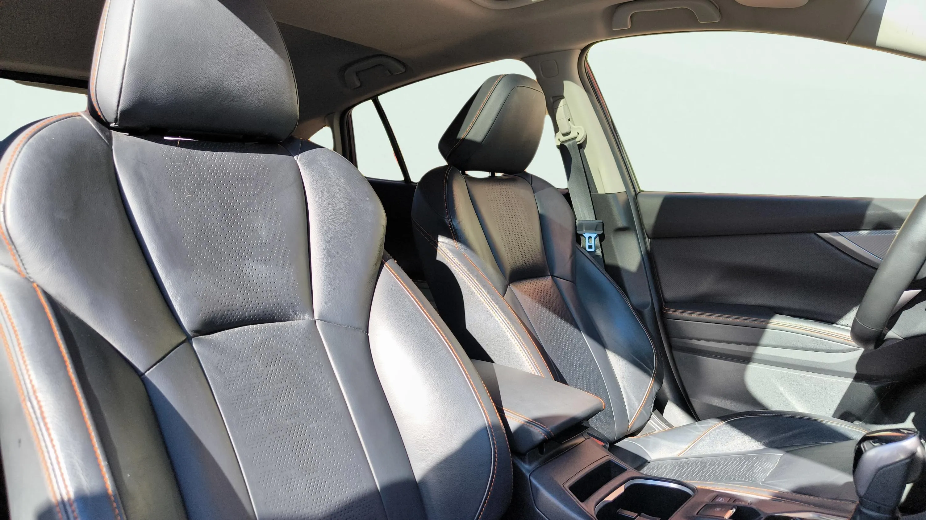 Subaru XV 2.0i Hybrid CVT Executive Plus - foto 14
