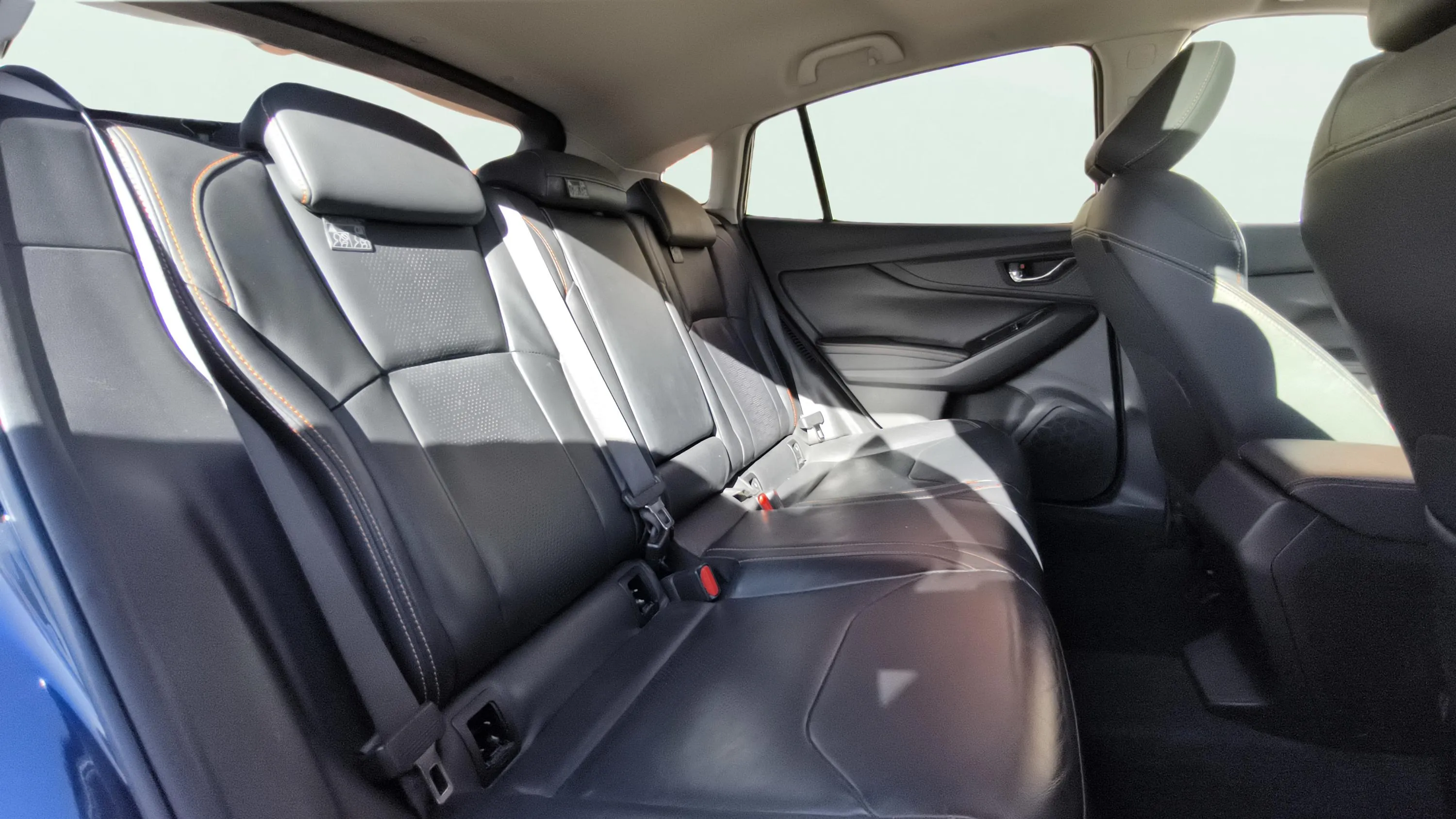 Subaru XV 2.0i Hybrid CVT Executive Plus - foto 17