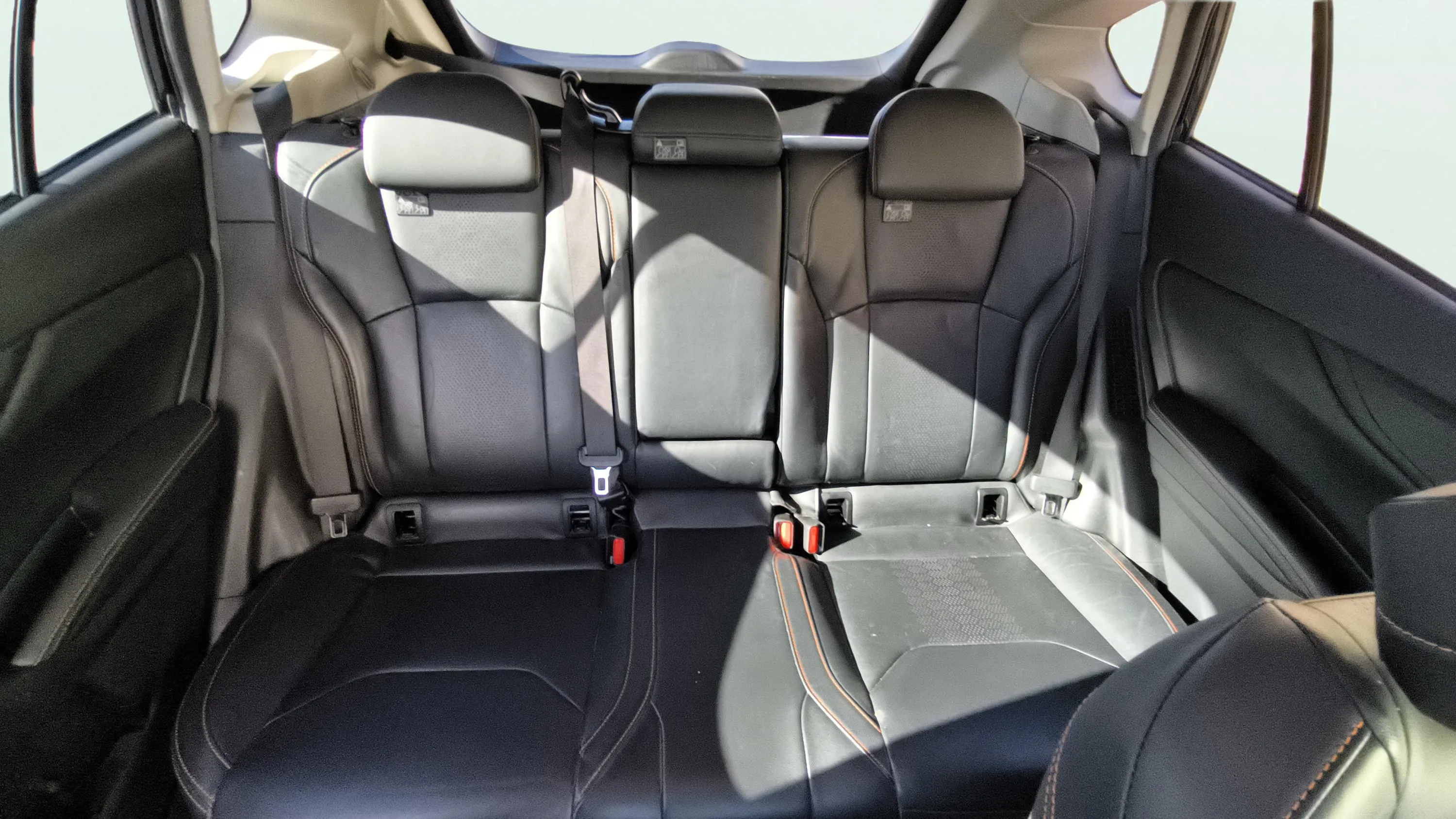 Subaru XV 2.0i Hybrid CVT Executive Plus - foto 12