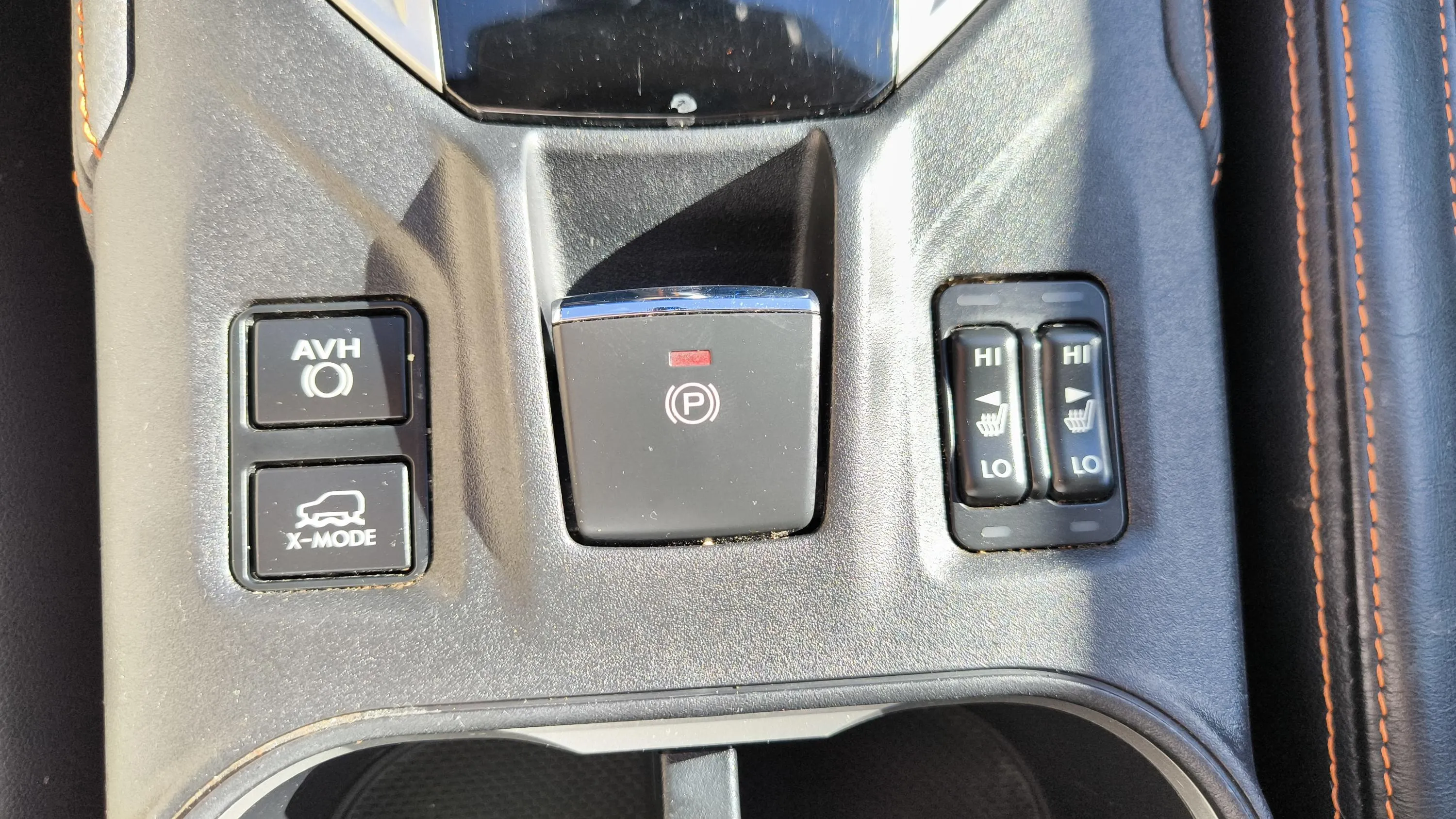 Subaru XV 2.0i Hybrid CVT Executive Plus - foto 39