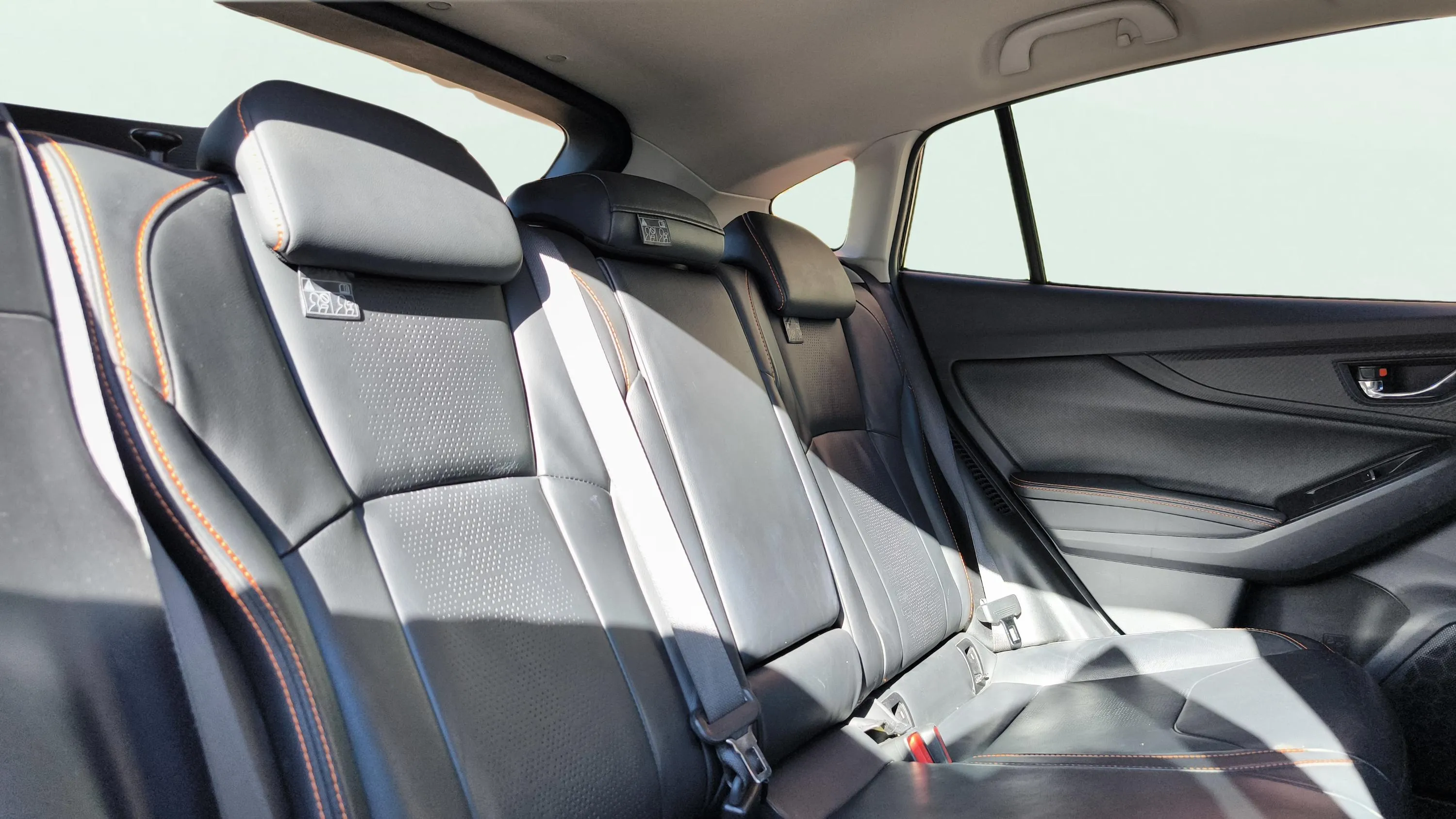 Subaru XV 2.0i Hybrid CVT Executive Plus - foto 16