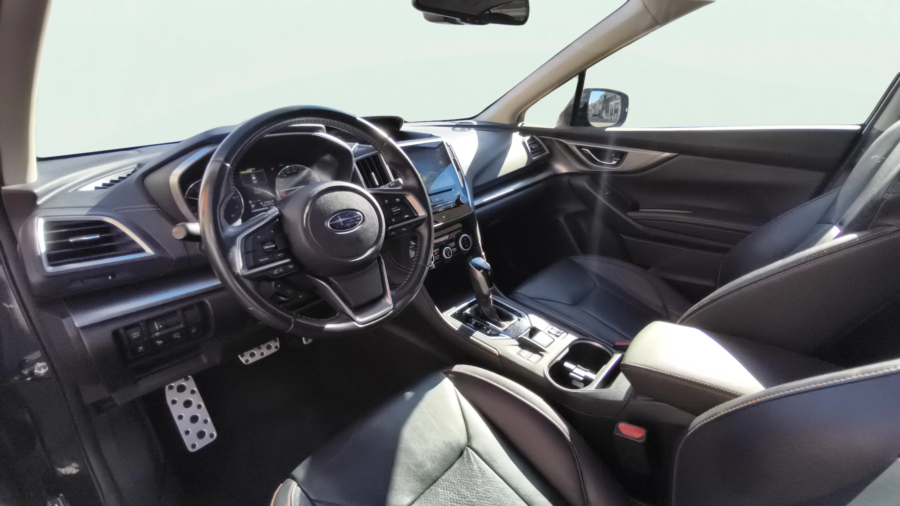 Subaru XV 2.0i Hybrid CVT Executive Plus - foto 30