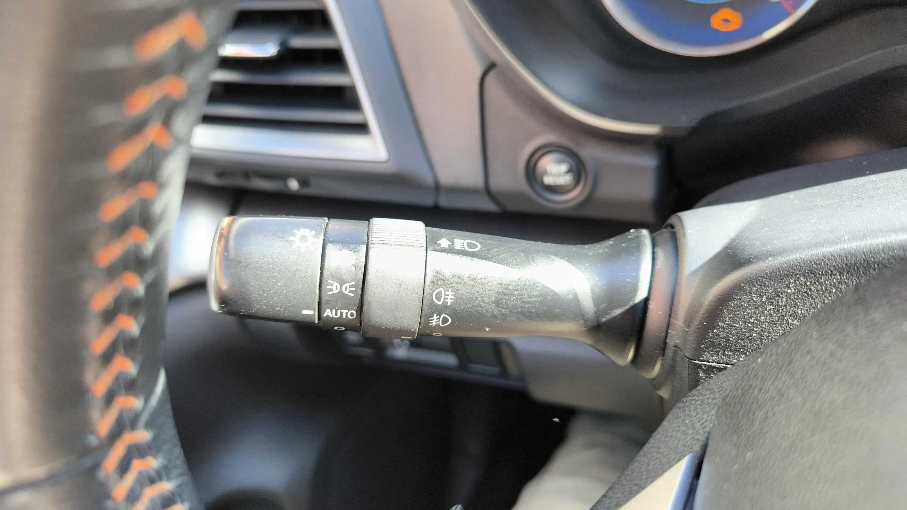 Subaru XV 2.0i Hybrid CVT Executive Plus - foto 46