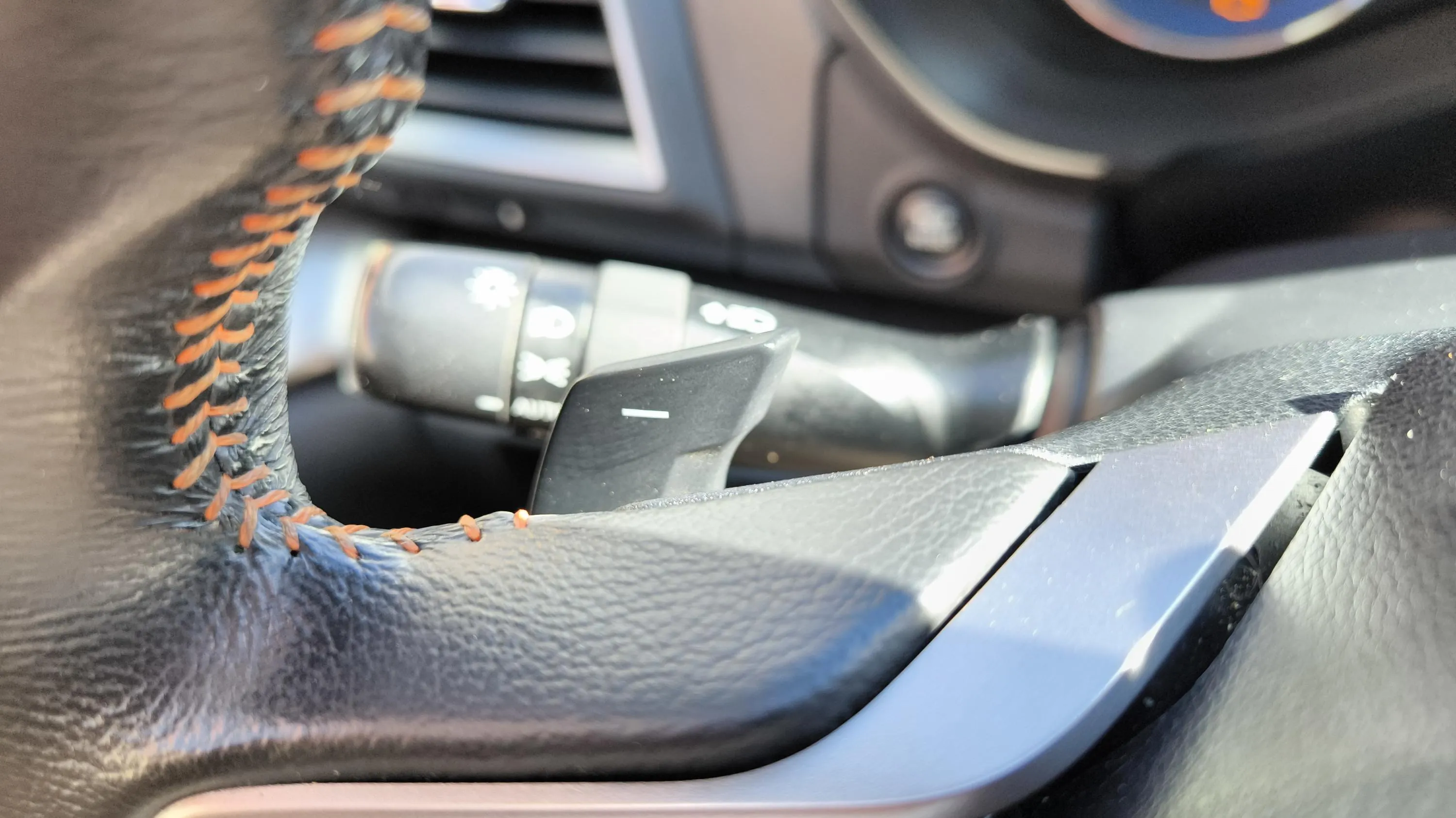 Subaru XV 2.0i Hybrid CVT Executive Plus - foto 49