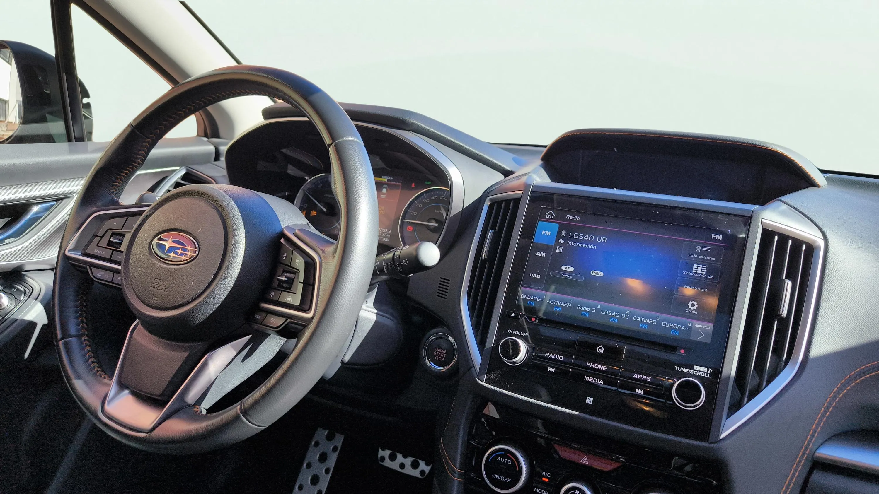 Subaru XV 2.0i Hybrid CVT Executive Plus - foto 11