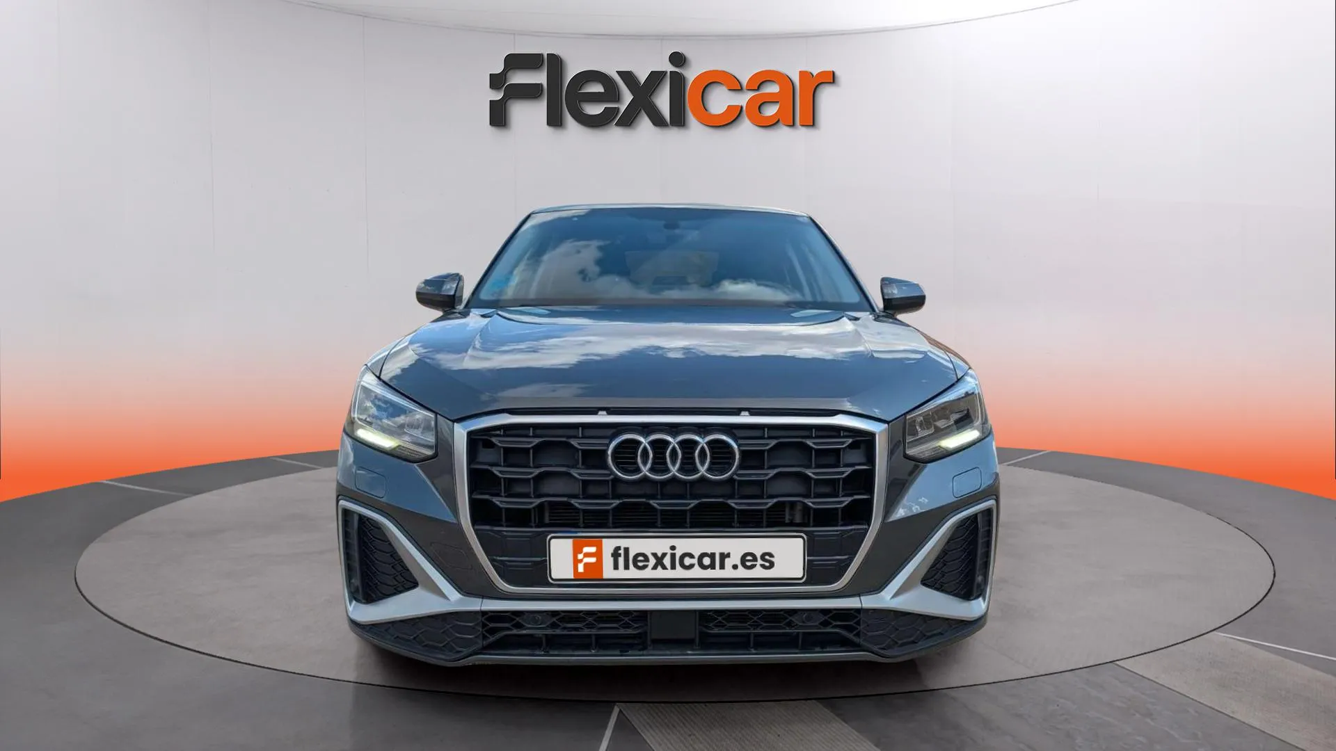 Audi Q2 S line 30 TDI - foto 2