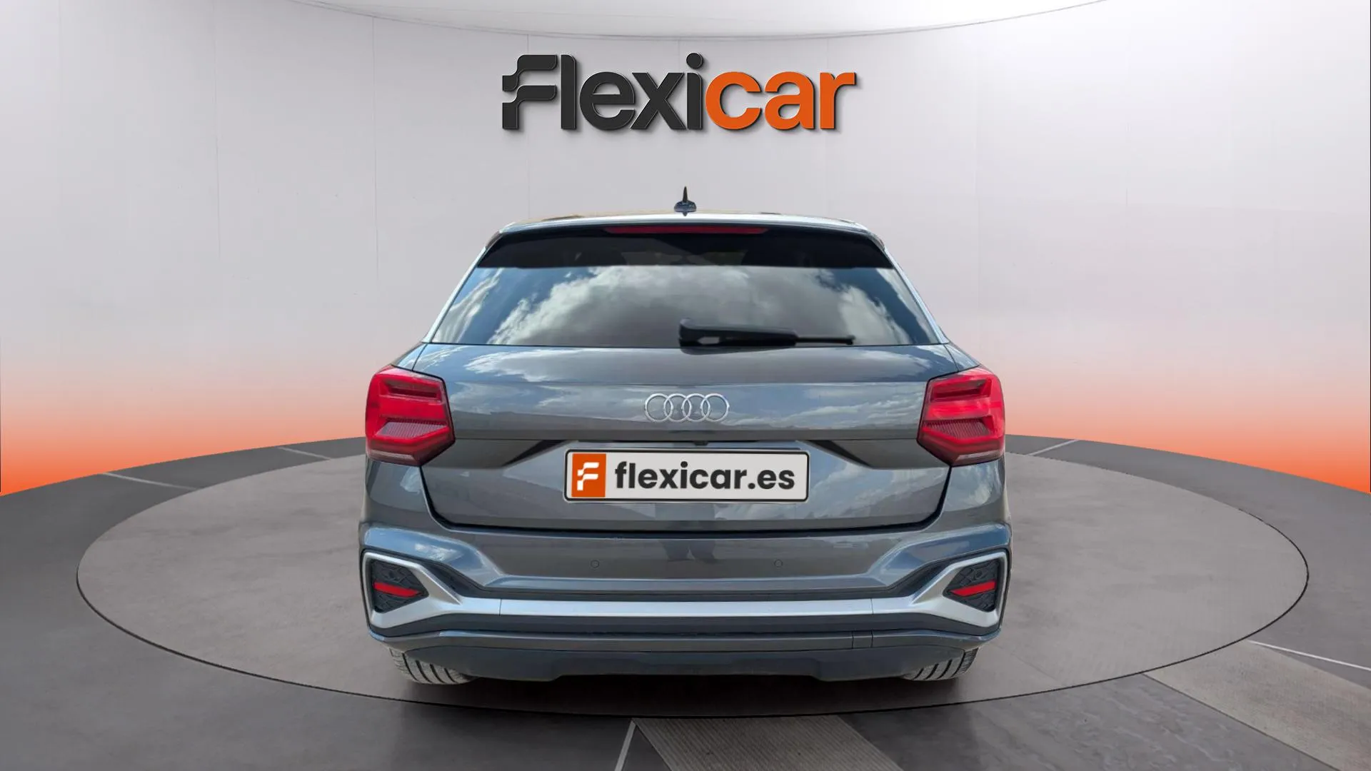 Audi Q2 S line 30 TDI - foto 6