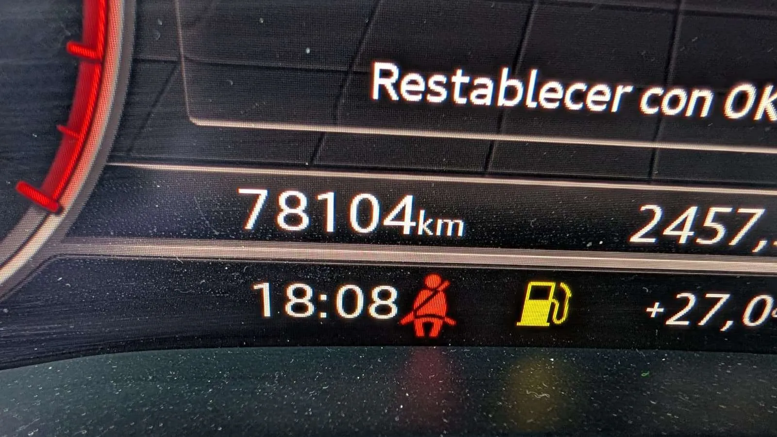 Audi Q2 S line 30 TDI - foto 11