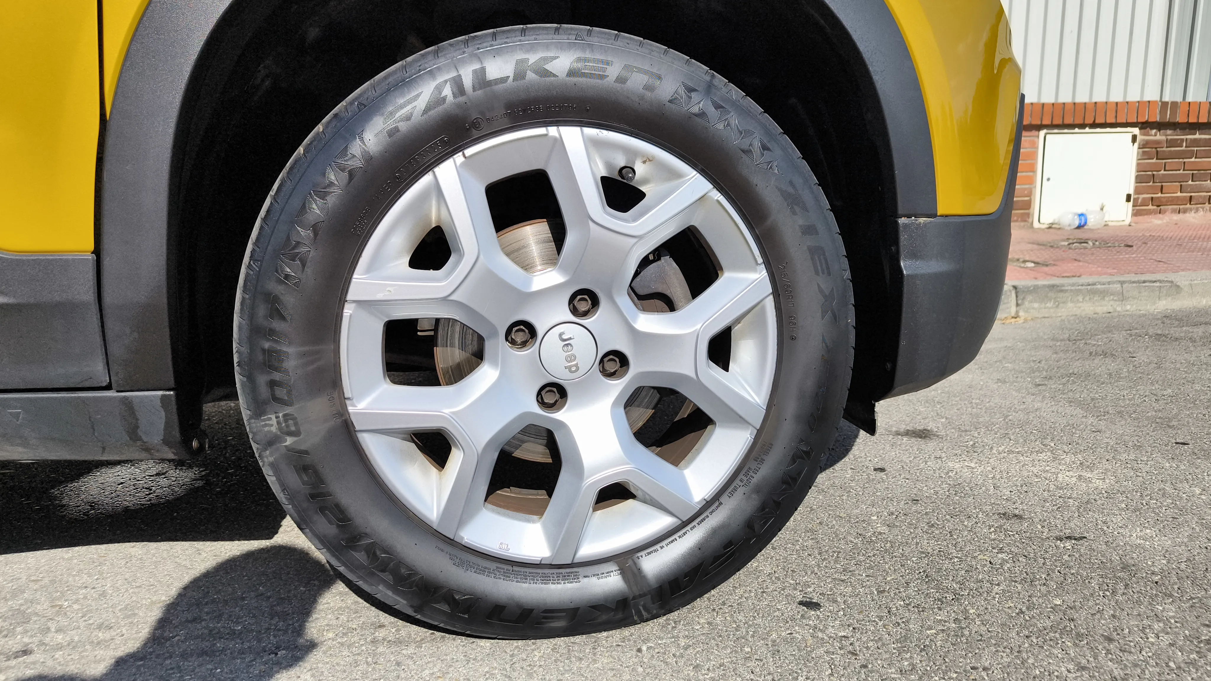 Jeep Avenger 1.2 G Altitude - foto 19