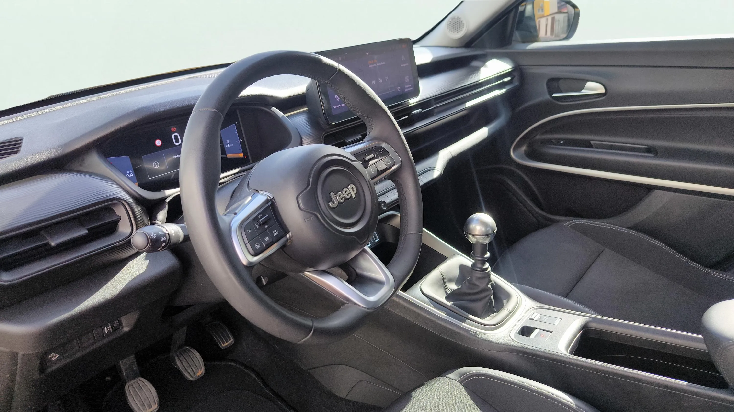 Jeep Avenger 1.2 G Altitude - foto 37