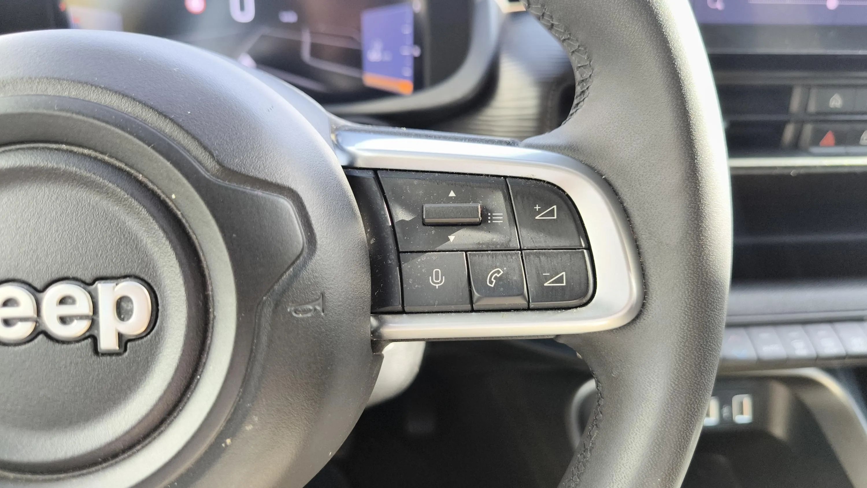 Jeep Avenger 1.2 G Altitude - foto 41