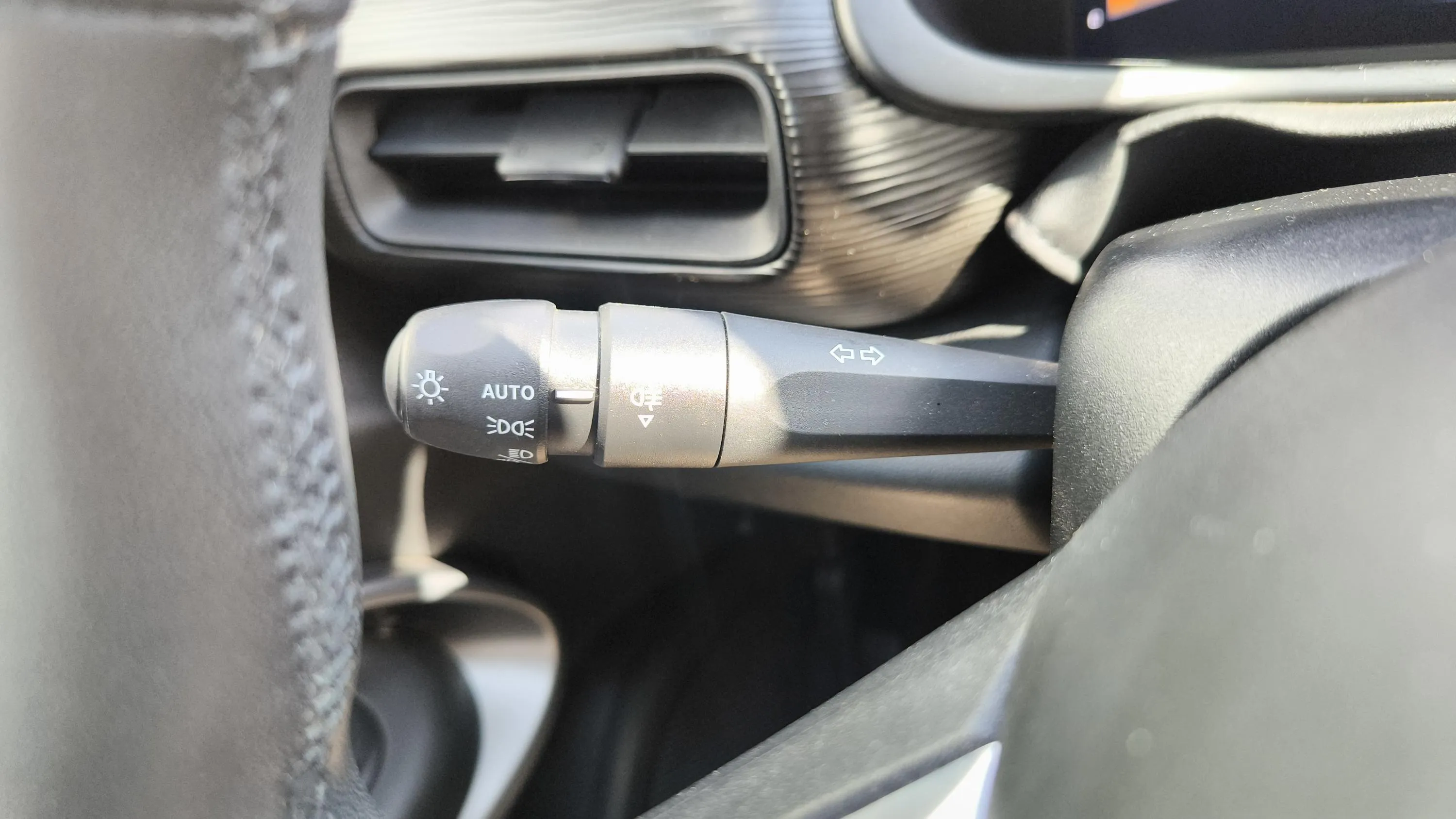 Jeep Avenger 1.2 G Altitude - foto 42