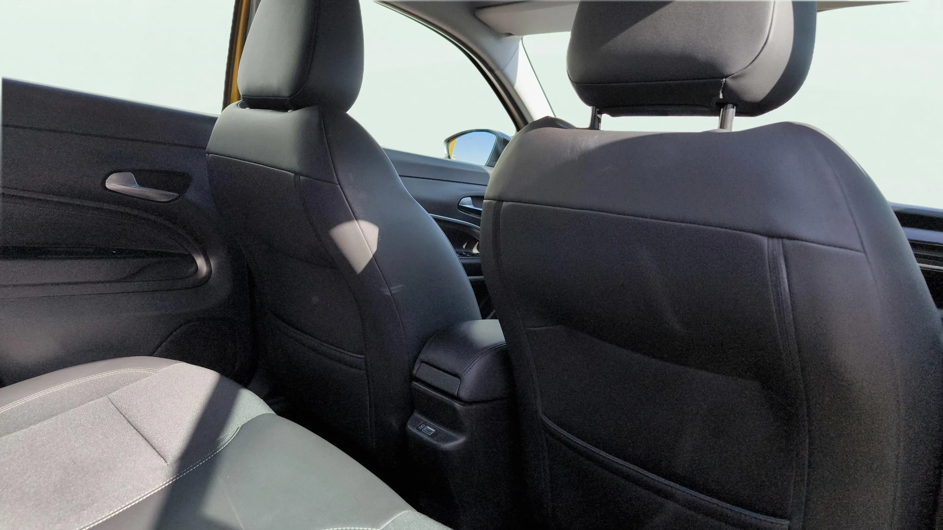 Jeep Avenger 1.2 G Altitude - foto 16