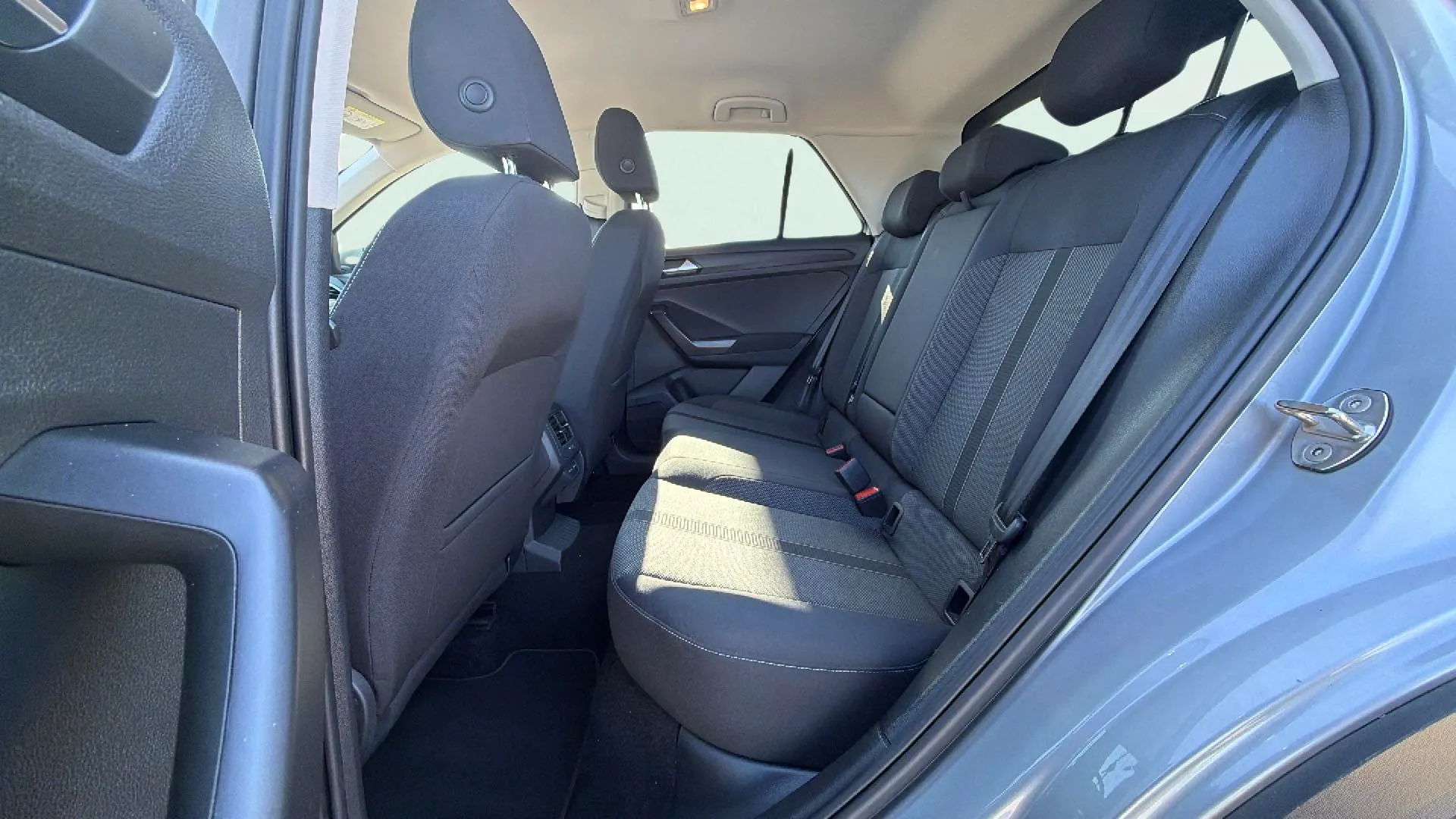 Volkswagen T-Roc Life 1.0 TSI - foto 12
