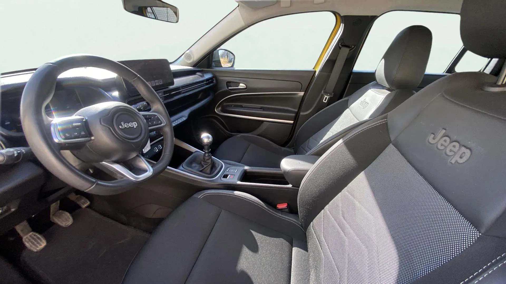 Jeep Avenger 1.2 G Altitude - foto 13