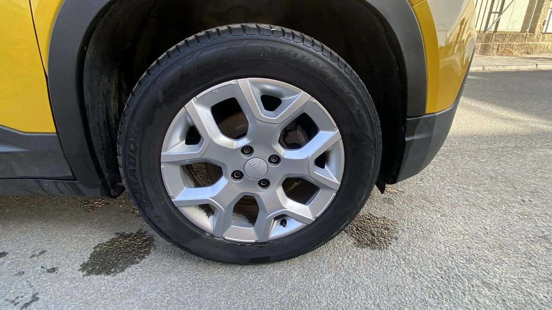 Jeep Avenger 1.2 G Altitude - foto 34