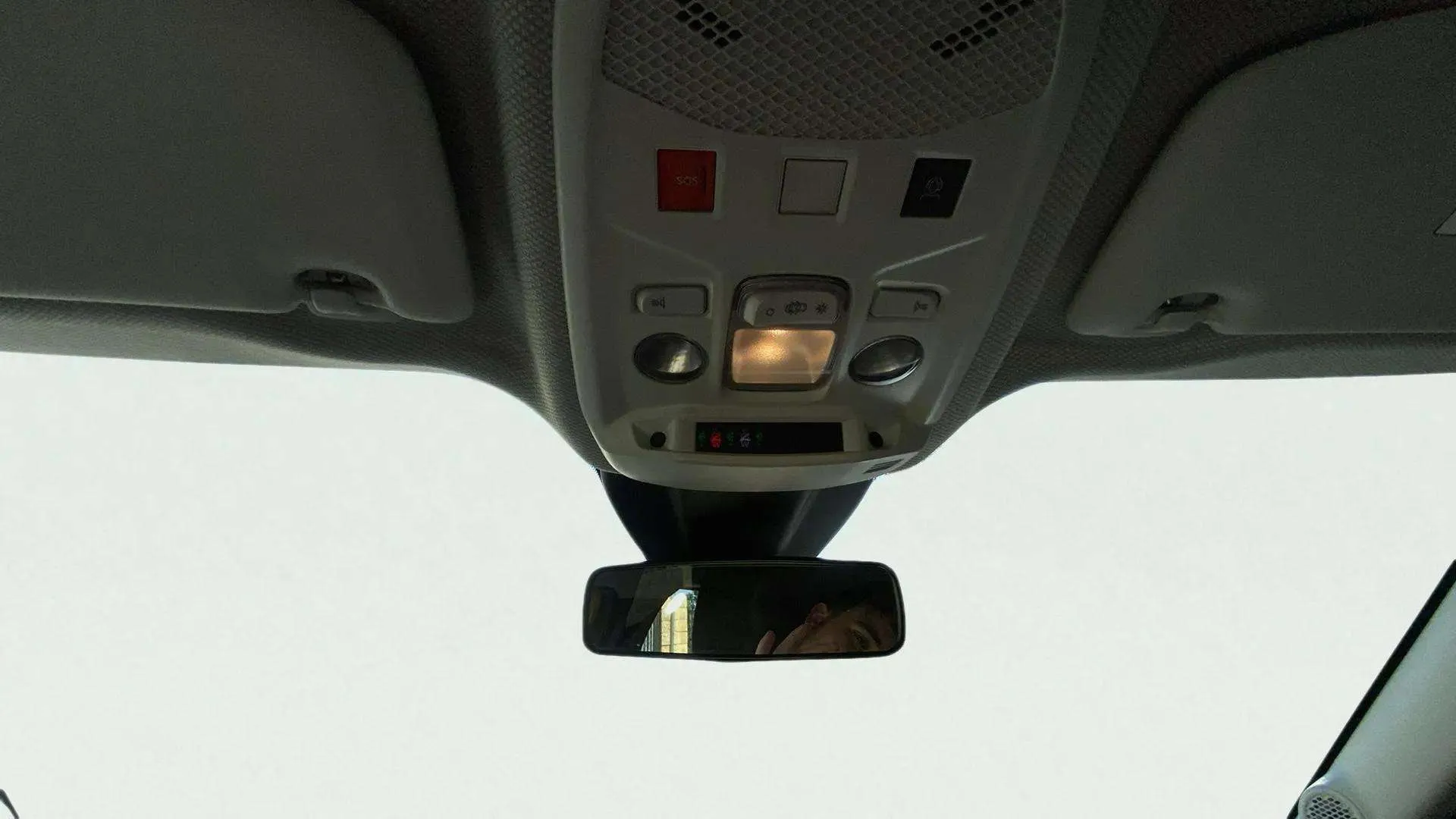 Jeep Avenger 1.2 G Altitude - foto 28