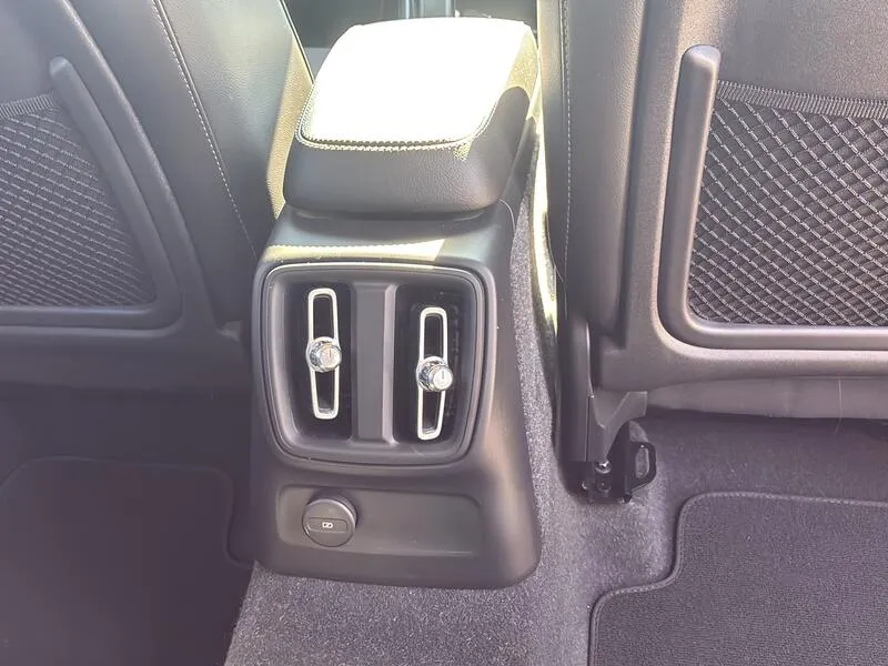 Volvo XC40 1.5 T4 Twin Recharge Inscription - foto 20