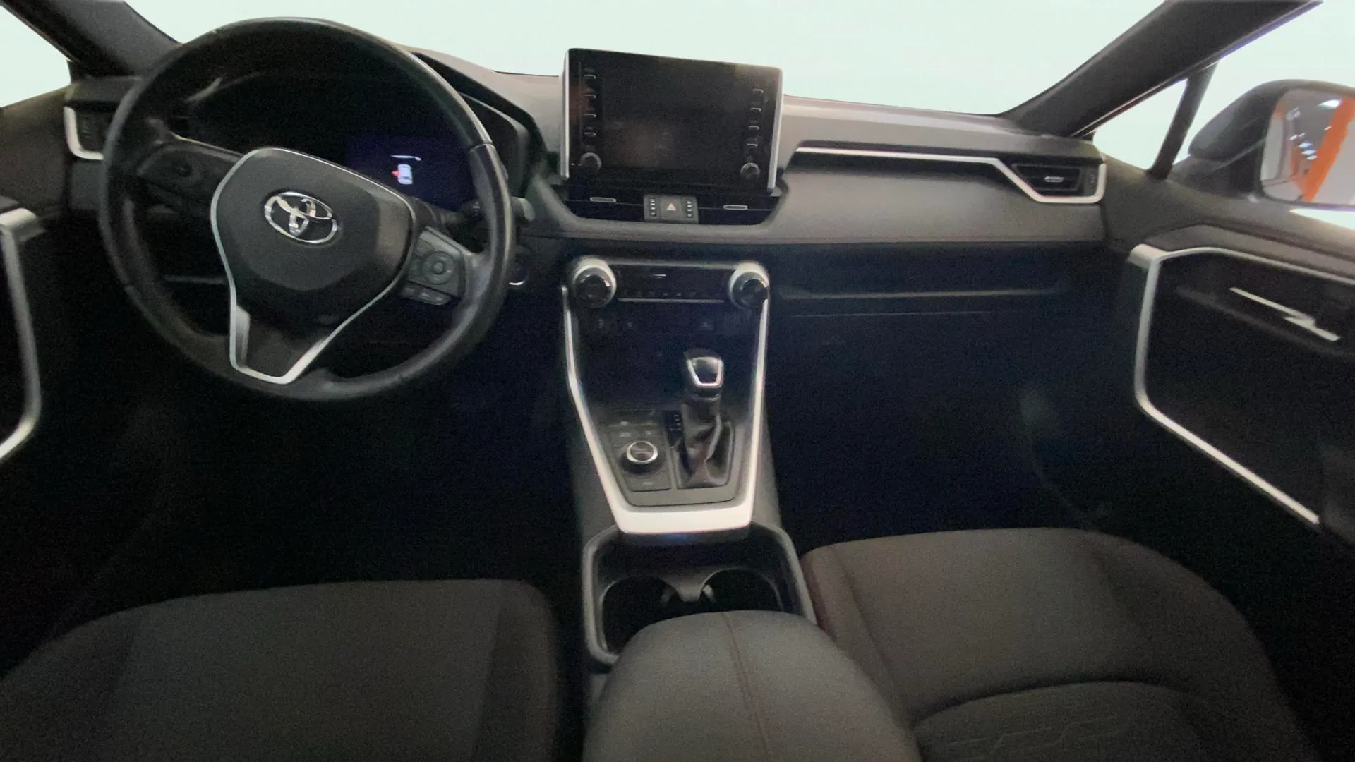 Toyota RAV4 2.5l PLUG-IN 300PH (e-CVT) Advance - foto 6