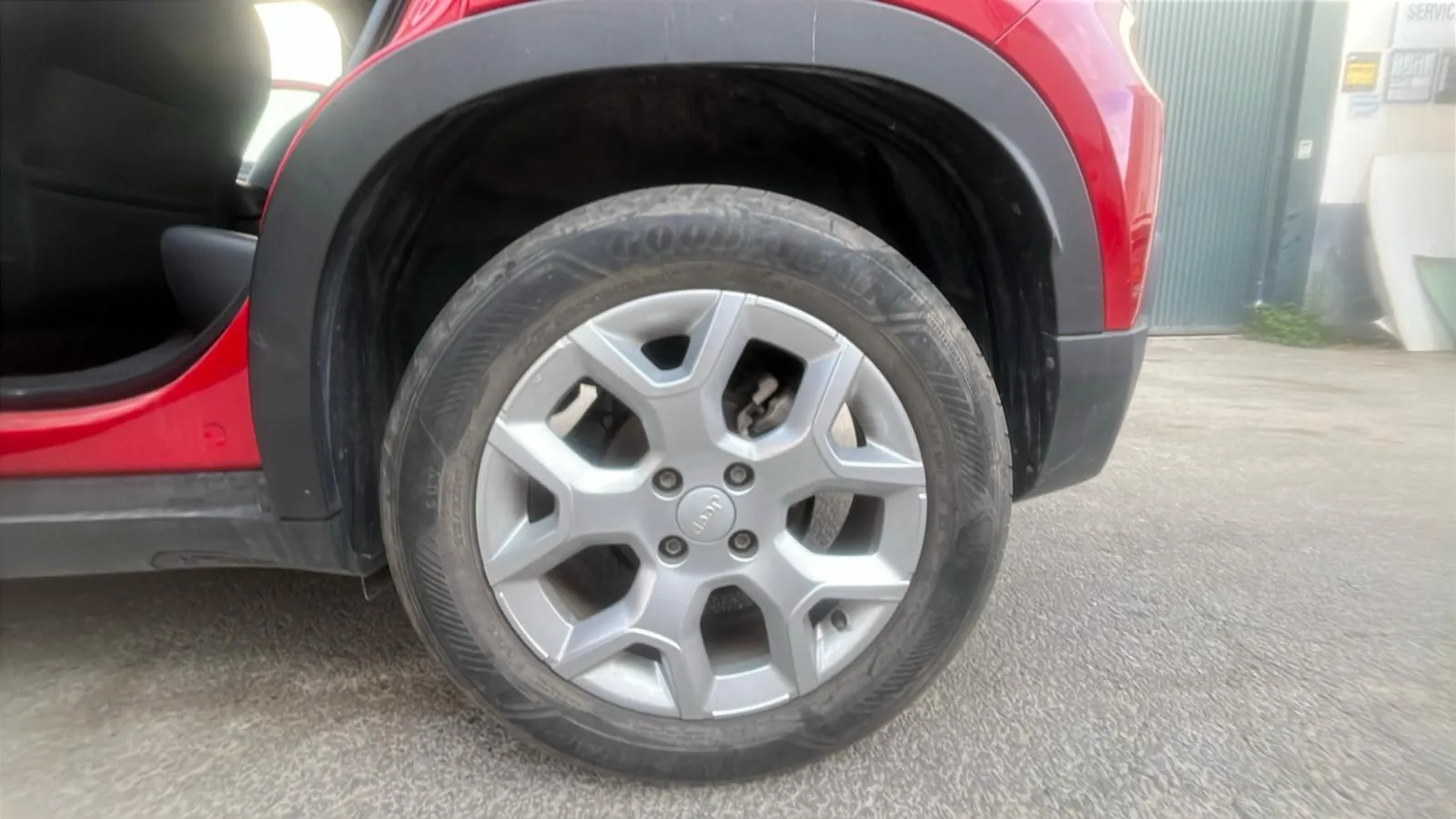 Jeep Avenger 1.2 G Altitude - foto 15