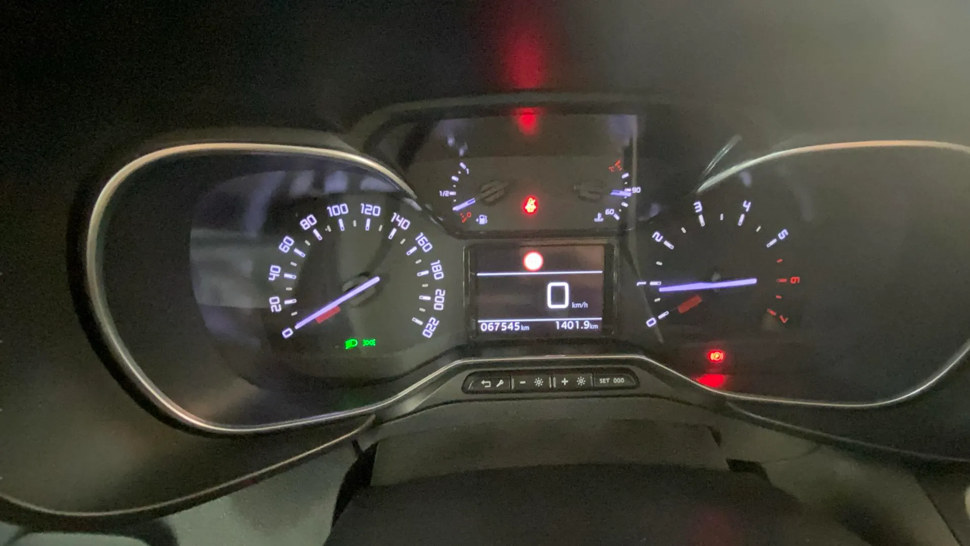 Citroën Berlingo Talla XL BlueHDi 100 Shine - foto 8