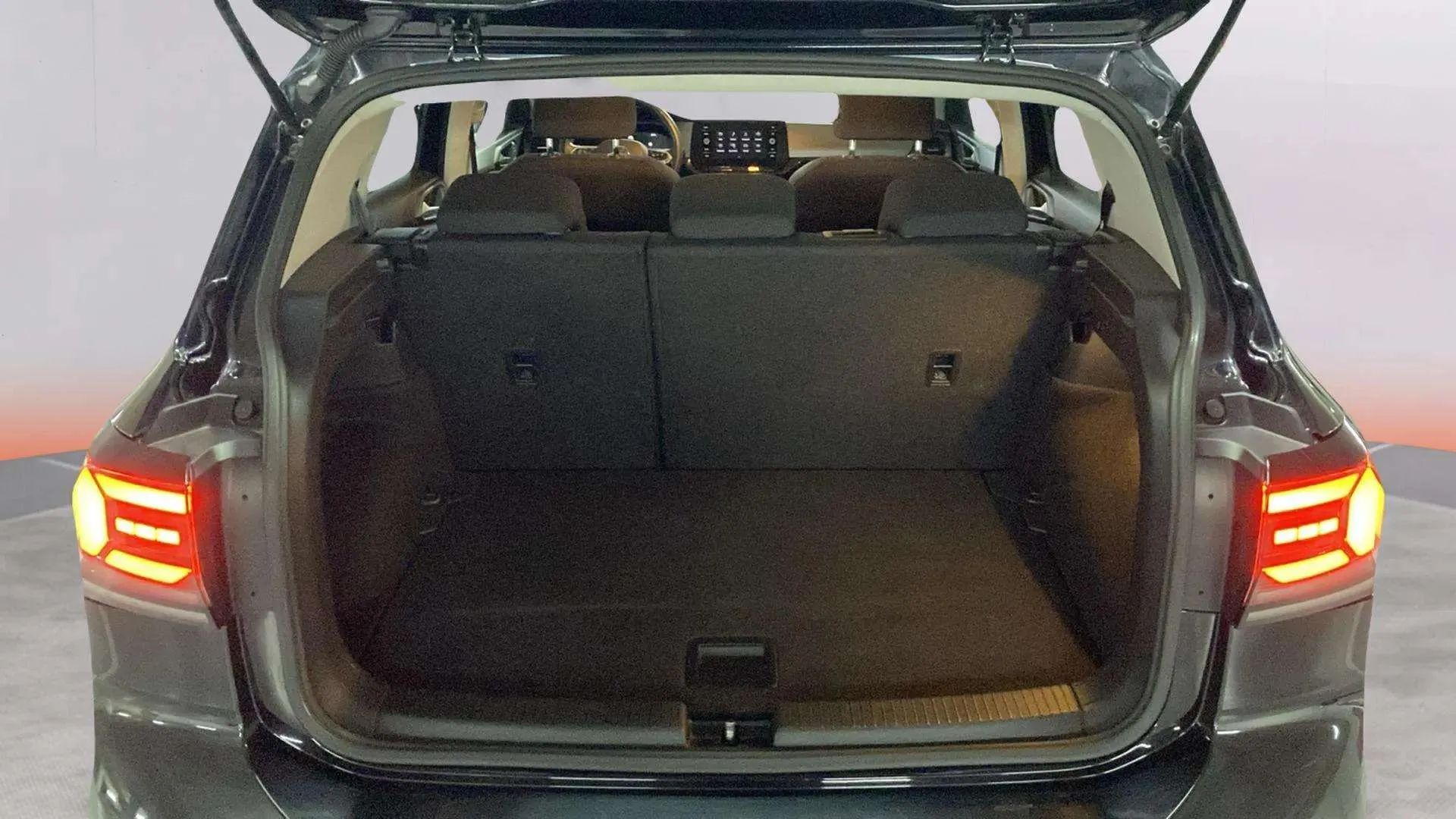 Volkswagen T-Cross "más" 1.0 TSI DSG - foto 26