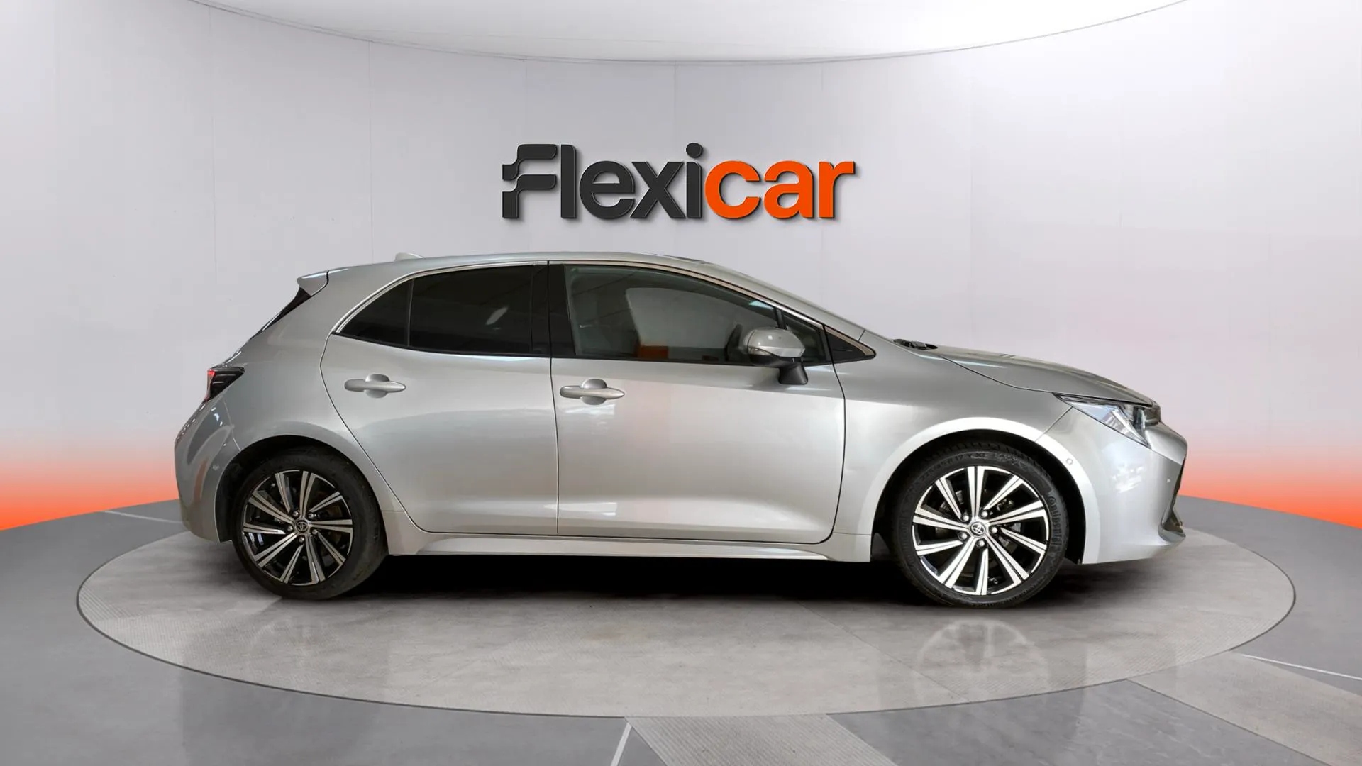 Toyota Corolla 125H e-CVT Style Plus - foto 3