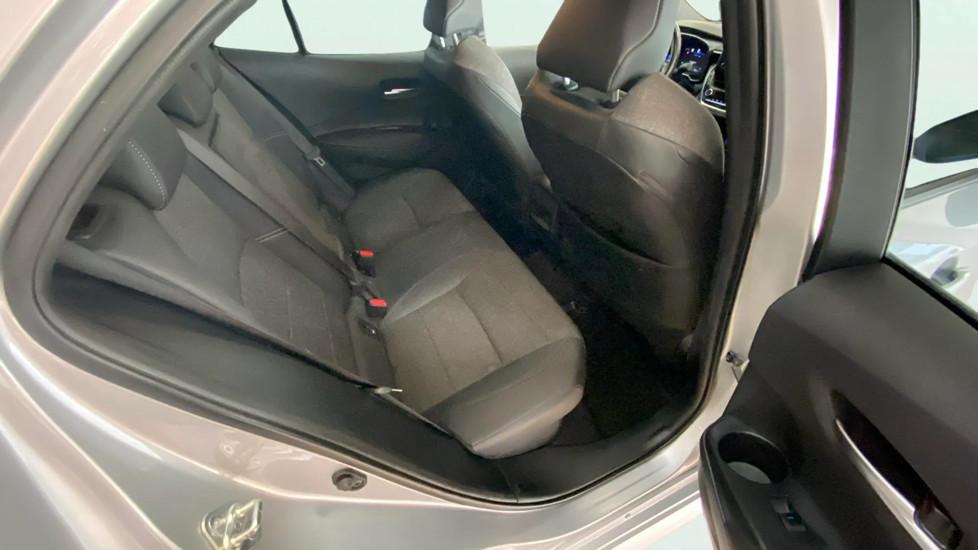 Toyota Corolla 125H e-CVT Style Plus - foto 10