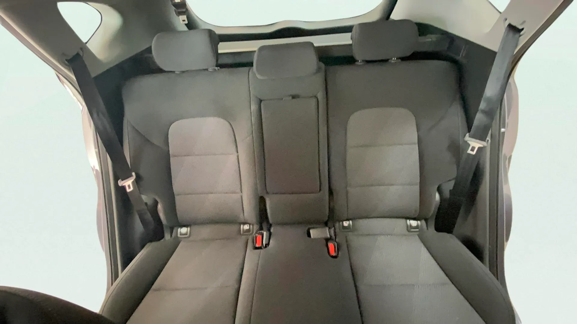 Hyundai Tucson 1.6 GDI Essence BE 4x2 - foto 11